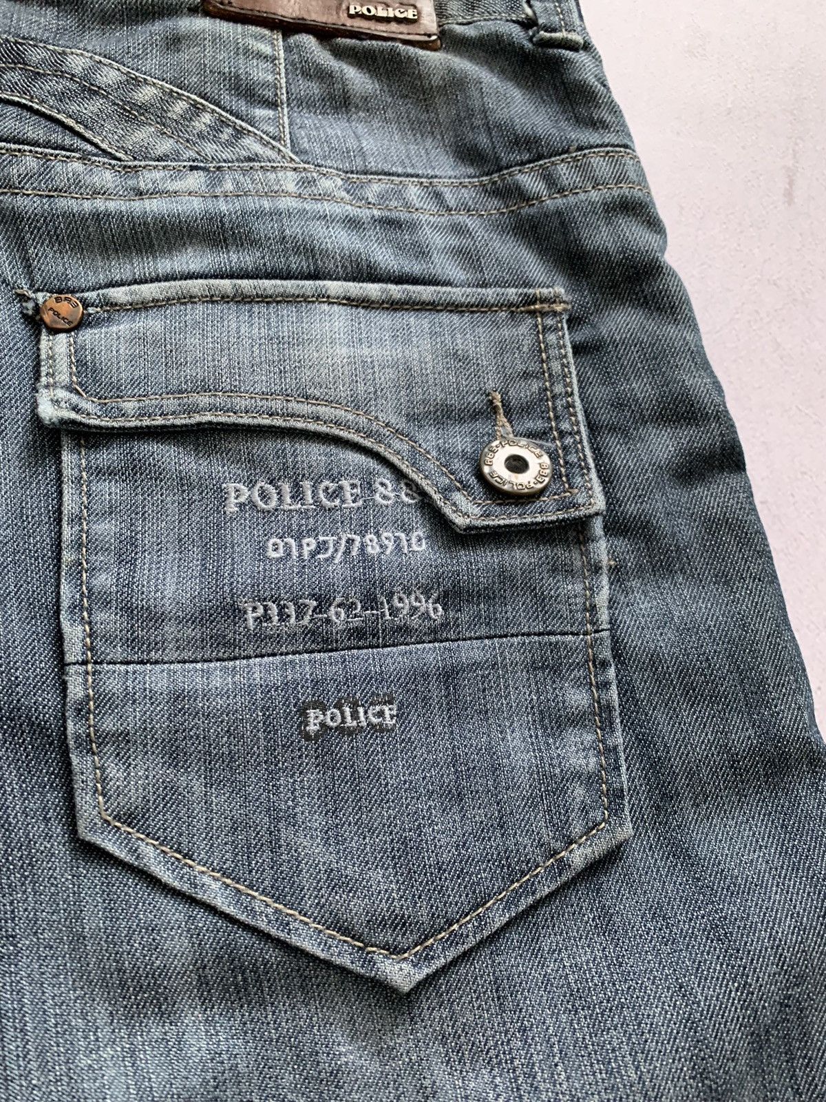 Japanese Brand 883 Police Jeans Dirty Baggy Denim Pants Distressed Crazy Size US 32 / EU 48 - 14 Thumbnail