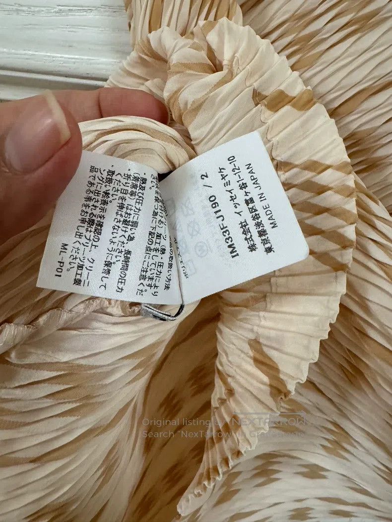Issey Miyake Issey Miyake size:one size Small Fish Scale Sleeveless Asy Size XXS / US 00 / IT 34 - 4 Thumbnail