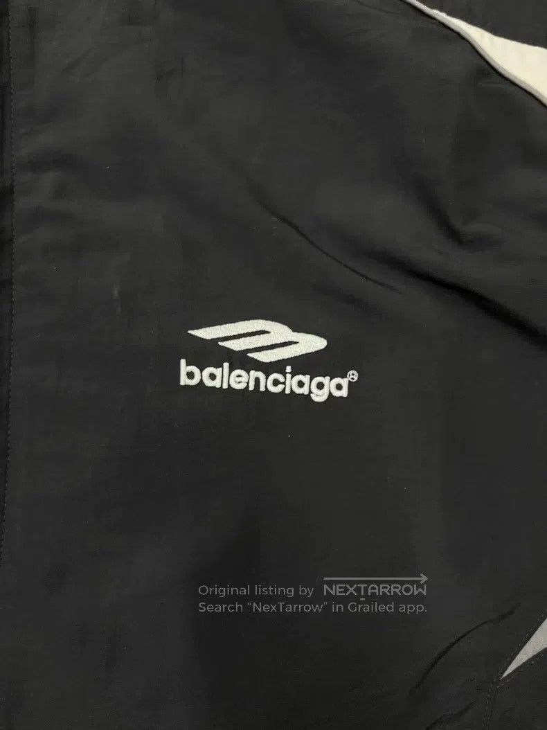 Balenciaga Balenciaga Logo letter print sunscreen, loose fit jacket, Size US XS / EU 42 / 0 - 3 Thumbnail