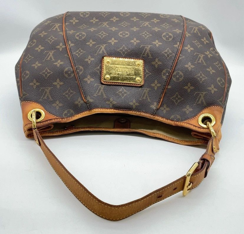 Louis Vuitton Auth Louis Vuitton Monogram Galleria PM Shoulder bag Size ONE SIZE - 3 Thumbnail