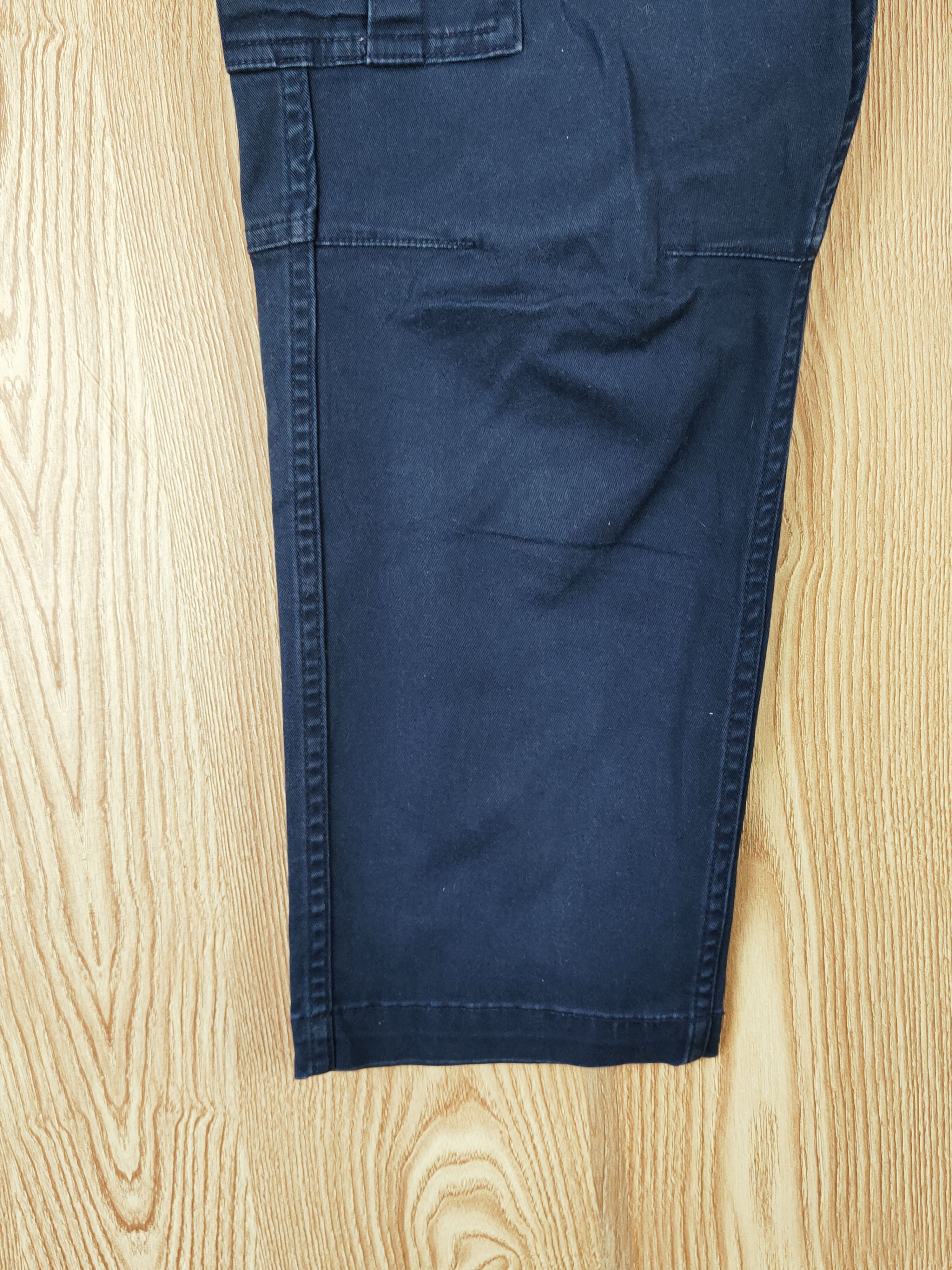 Japanese Brand Uniqlo Navy Multipocket Tactical Cargo Pants #W713 Size US 31 - 4 Thumbnail