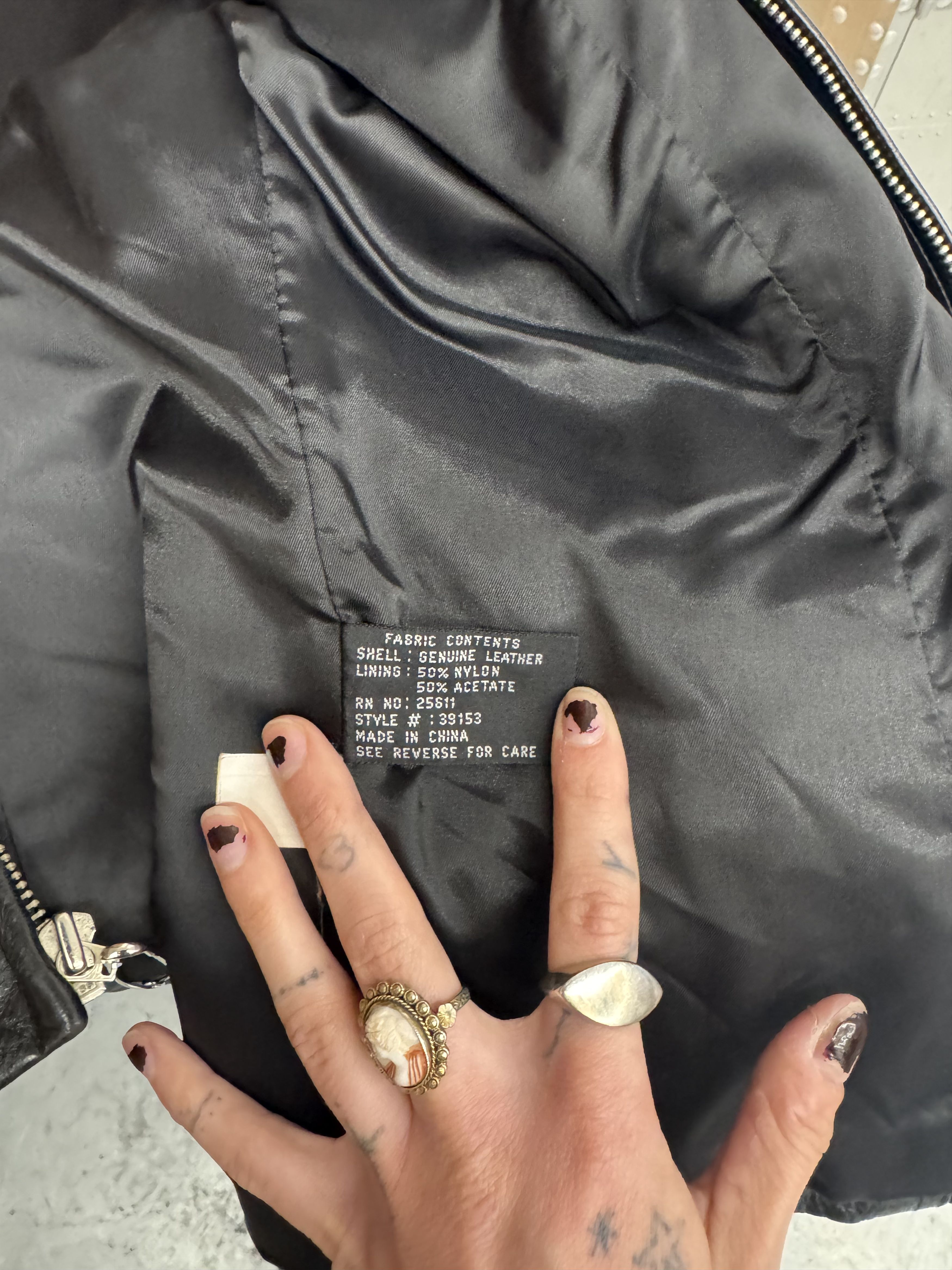 Jones New York Vintage Leather Jacket Size L / US 10 / IT 46 - 4 Thumbnail