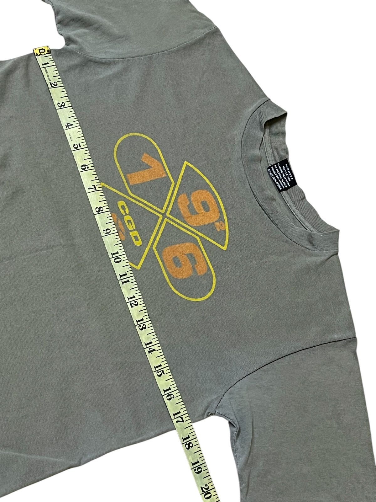Japanese Brand Vintage 90s japanese CGD distressed tee shirt Size US XS / EU 42 / 0 - 8 Thumbnail