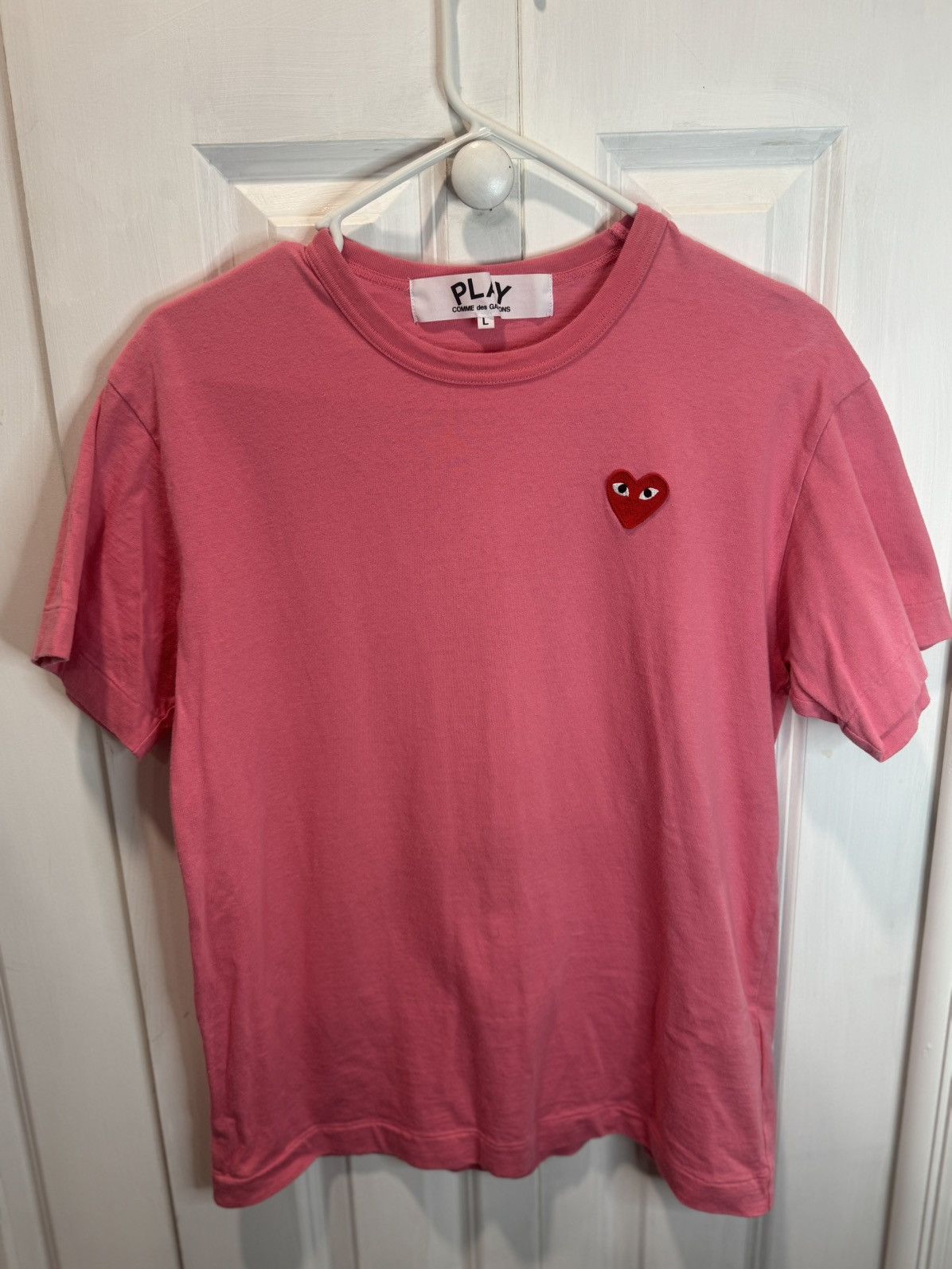 Comme des Garçons PLAY pastelle red emblem shirt ‘pink’