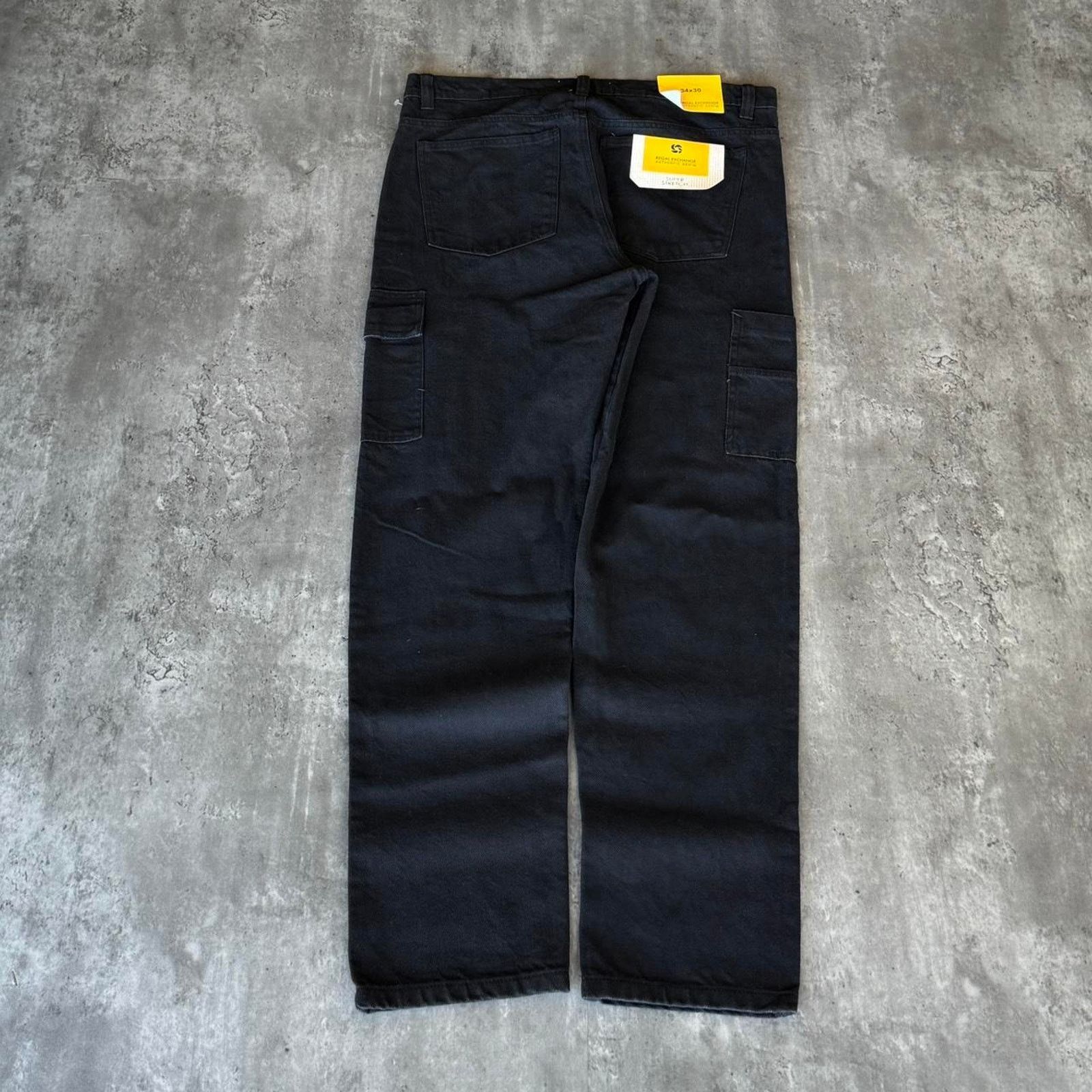 Japanese Brand × Vintage Brand New Real Exchange Black Cargo Denim Jeans Size US 34 / EU 50 - 2 Thumbnail