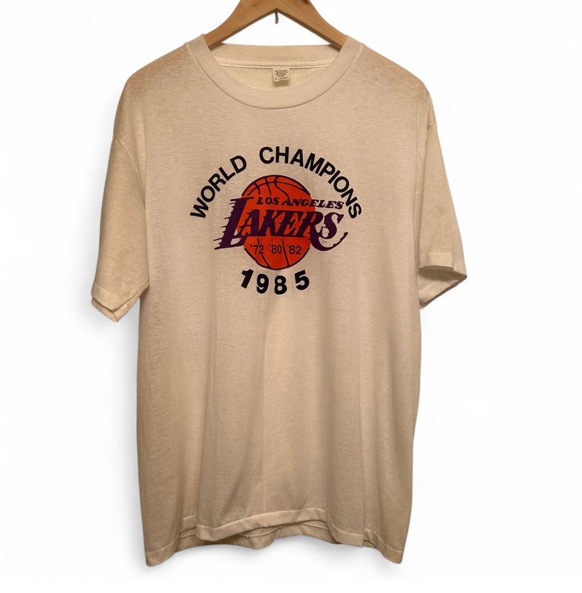 Vintage Lakers 85 Vintage Championship Original Tshirt Size US XL / EU 56 / 4 - 1 Thumbnail
