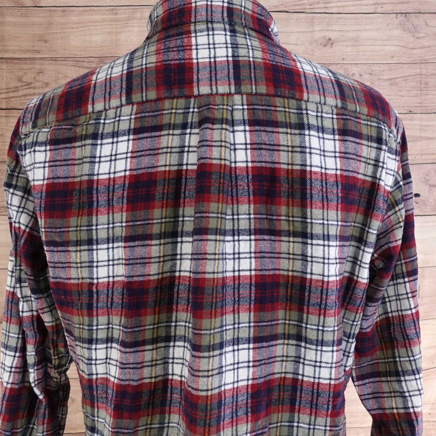 Croft & Barrow CROFT & BARROW Plaid Button-Up Shirt Long Sleeve Adult Medium Multicolor Business Casual Mens Size US M / EU 48-50 / 2 - 5 Thumbnail