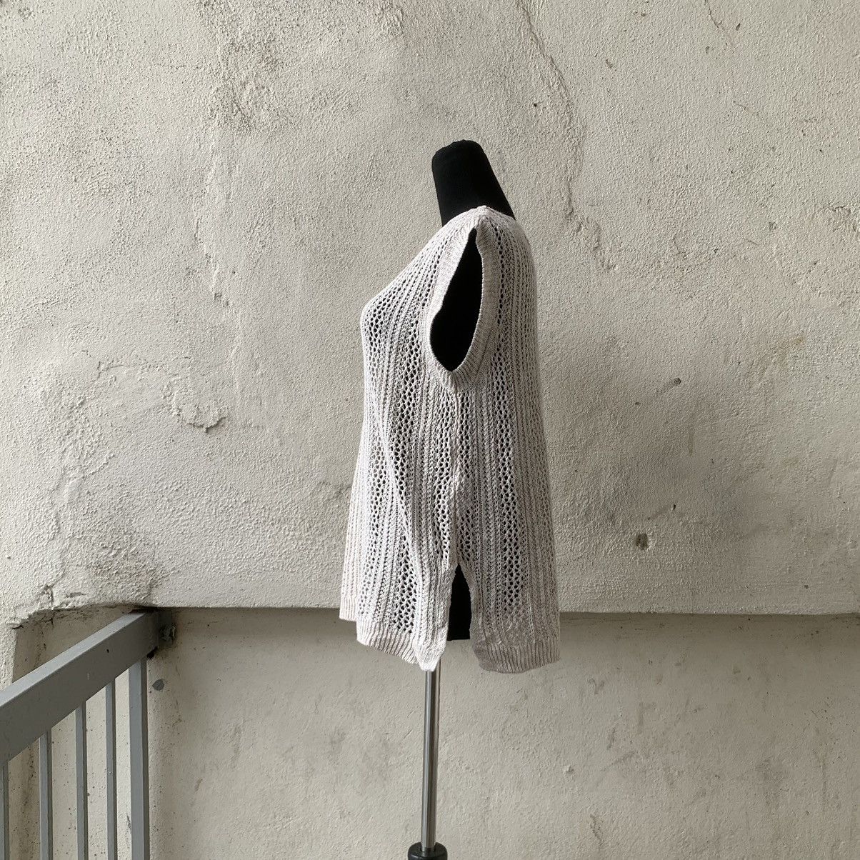 GOA Natural Vintage Goa Avant Garde Design Sleeveles Knitwear Size US S / EU 44-46 / 1 - 6 Thumbnail