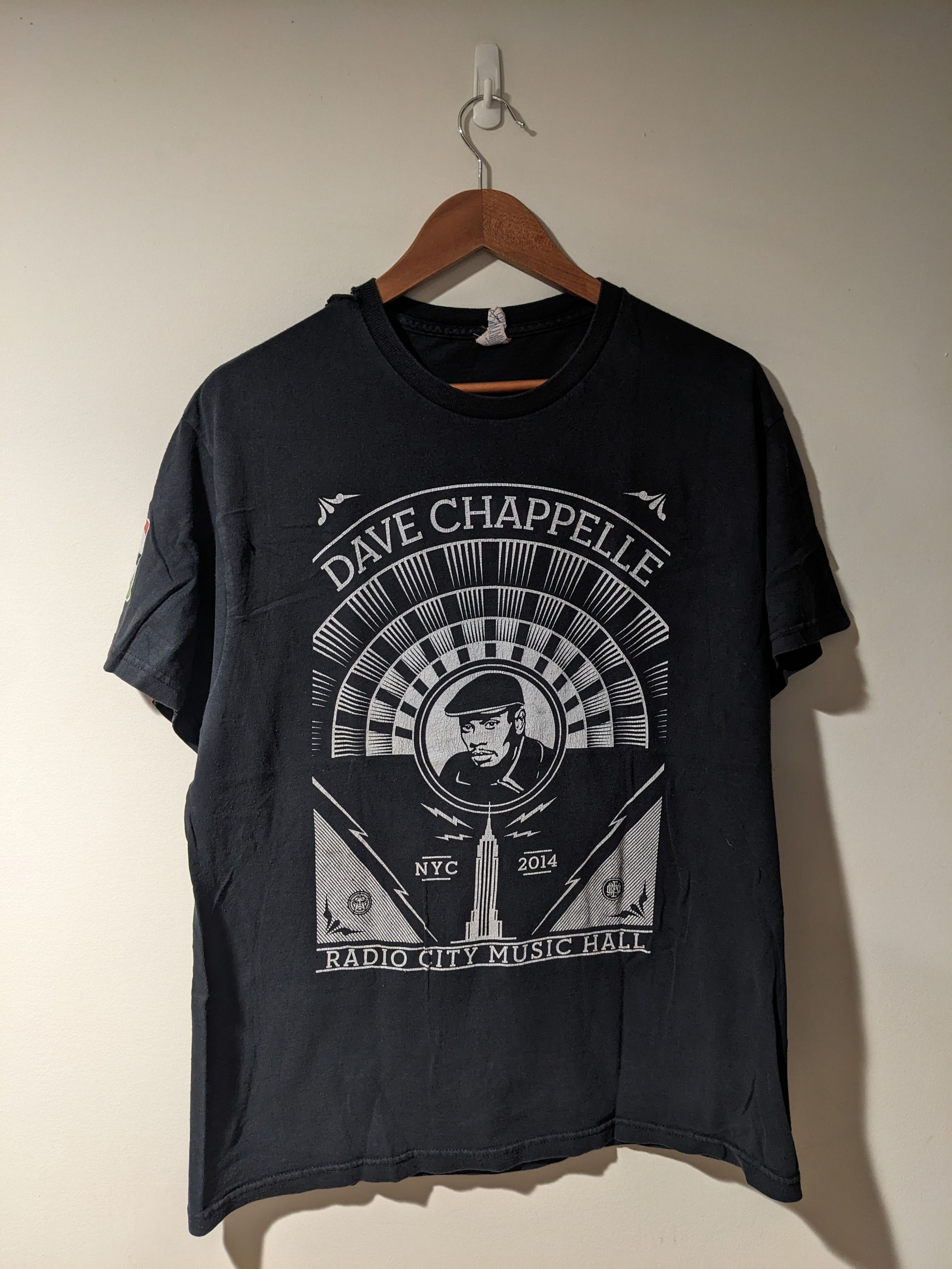 Vintage Vintage 2014 Dave Chappelle Radio City Music Hall T-Shirt Size US L / EU 52-54 / 3 - 1 Thumbnail