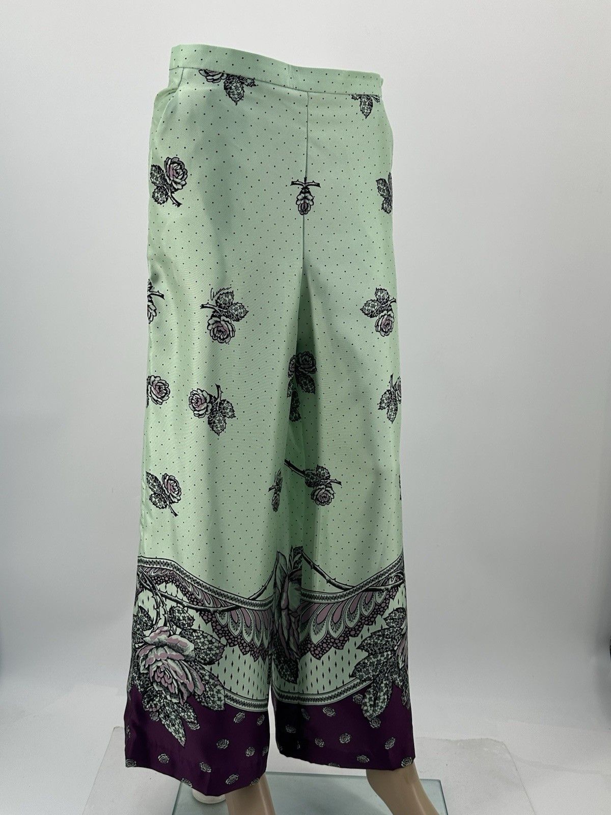 Gucci New Gucci Pants Silk Woman's Size-IT-40 Size 27" / US 4 / IT 40 - 4 Thumbnail