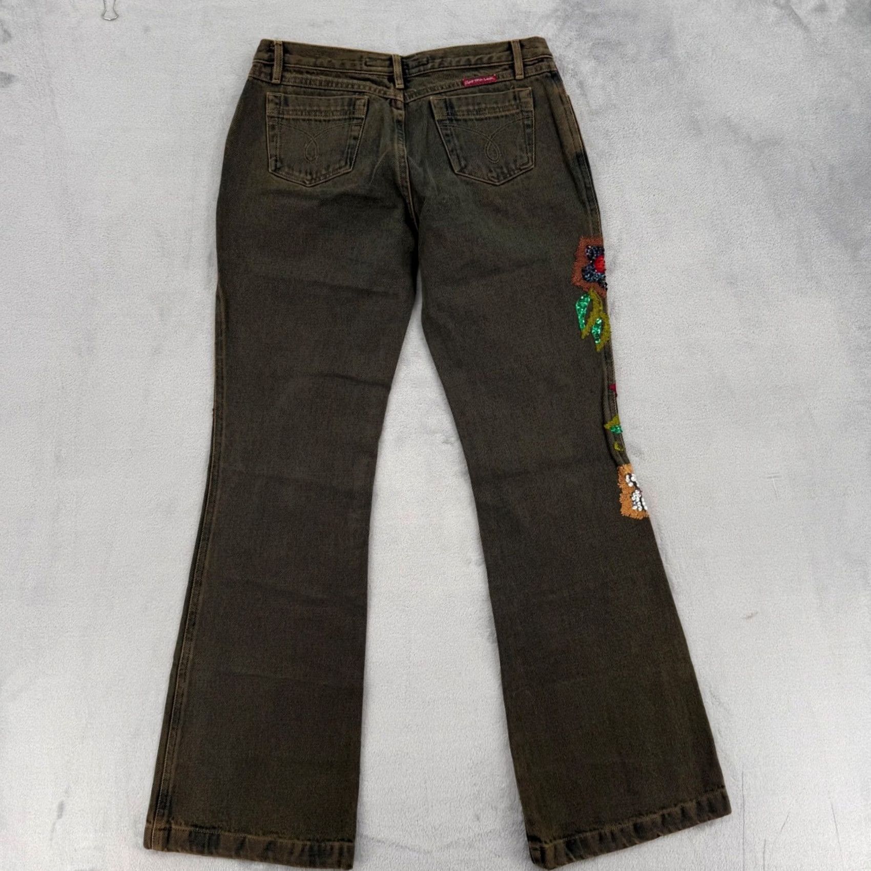 Olive VINTAGE Floral Embroidered Sequin Tinted Wash Flare Jeans Olive Brown Size 6 Size 28" / US 6 / IT 42 - 7 Thumbnail