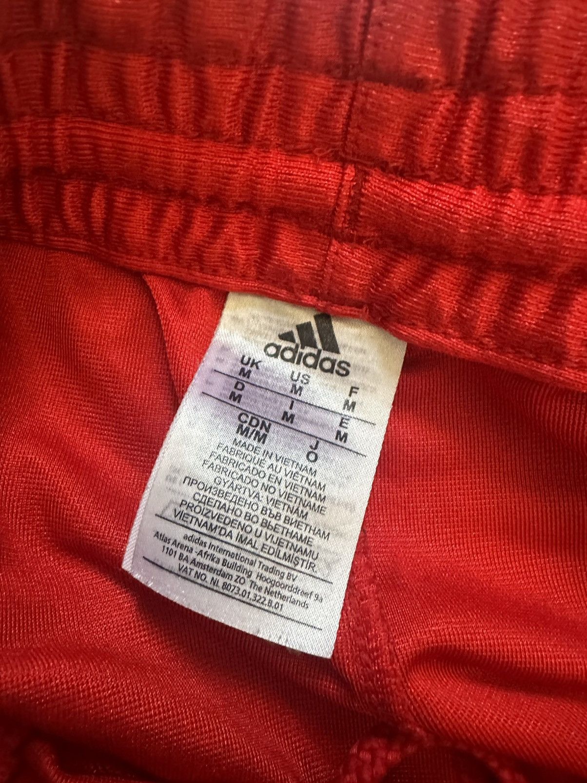 Adidas red adidas shorts Size US 32 / EU 48 - 3 Thumbnail