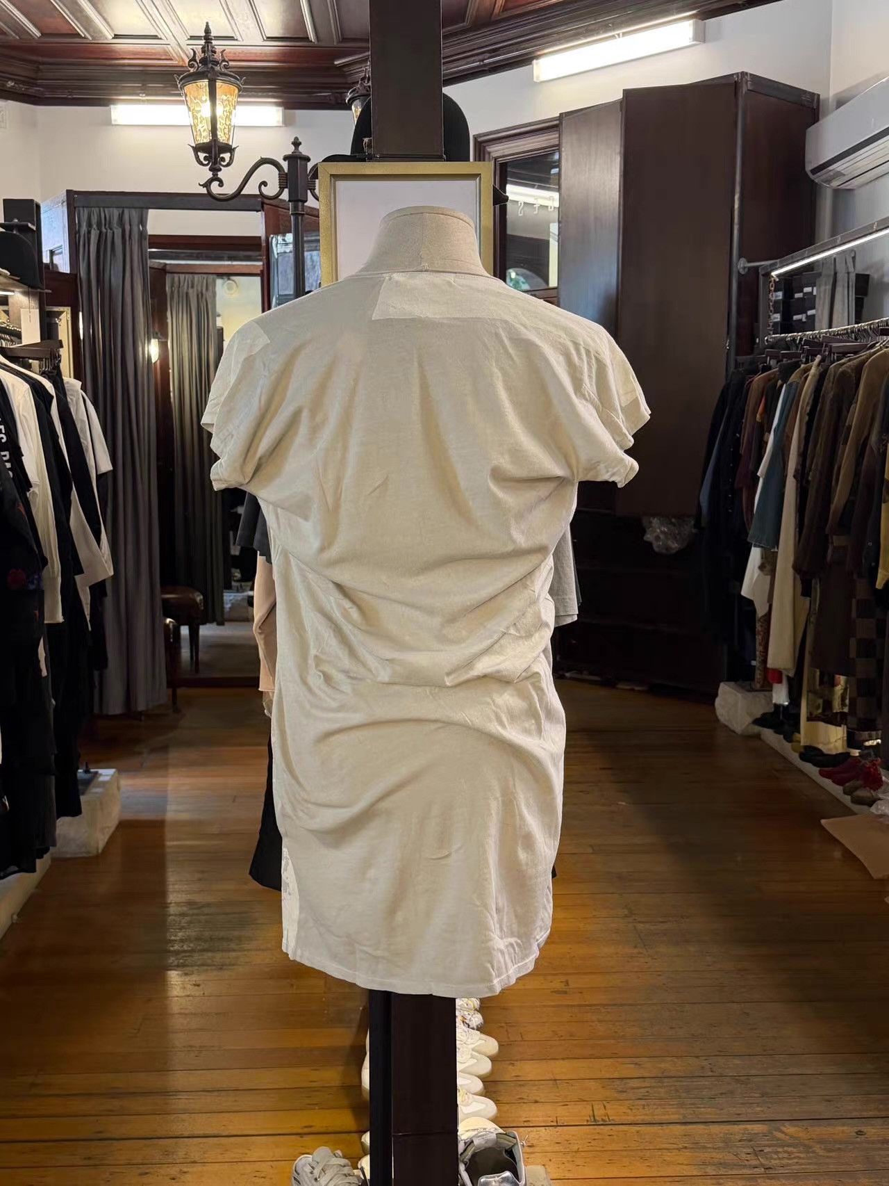 Julius MA_JULIUS 12SS White Printed Short Sleeve T-shirt Ｑ25 Size US M / EU 48-50 / 2 - 3 Thumbnail