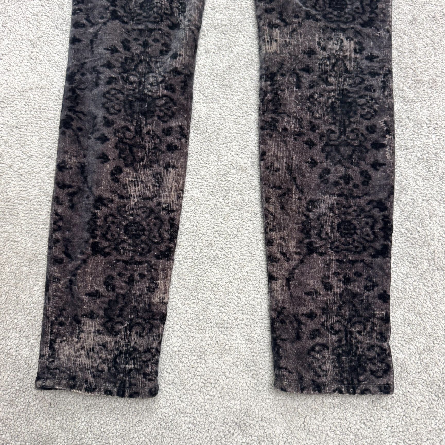 J Brand J Brand 815 Super Skinny Mirage Corduroy Pants 28 Black Gray Brocade Damask Women Size 28" / US 6 / IT 42 - 4 Thumbnail