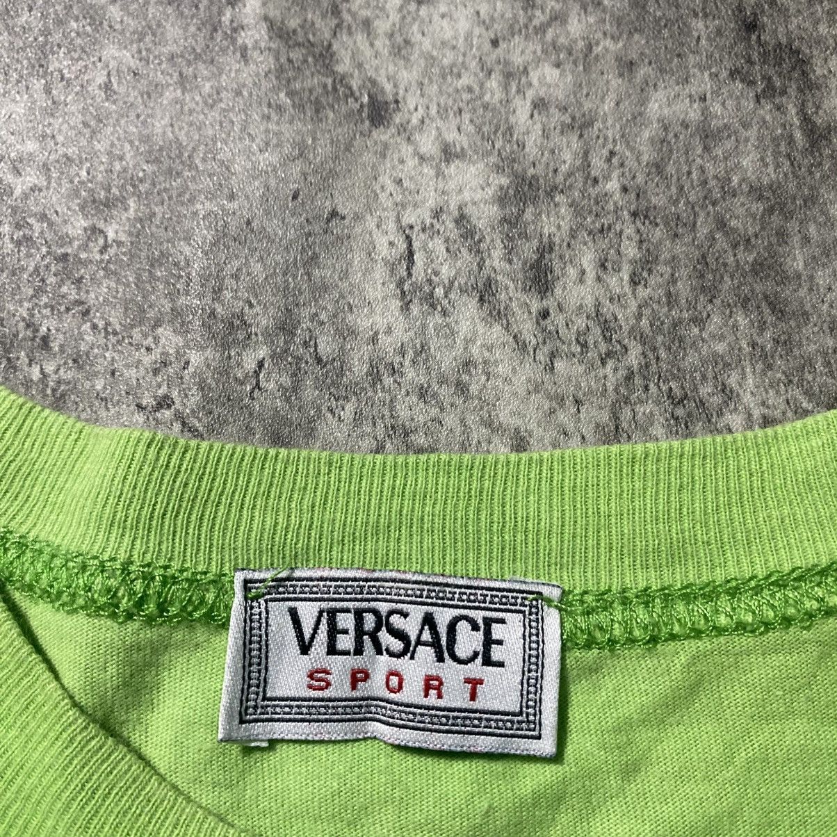 Versace Vintage Versace Sport Tshirt Size US L / EU 52-54 / 3 - 4 Thumbnail