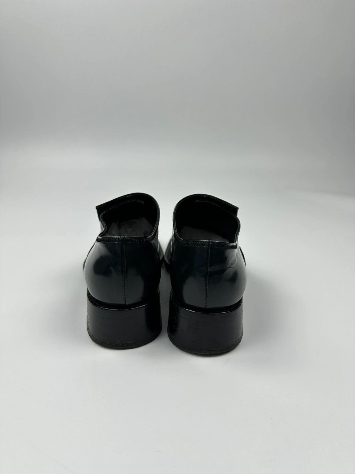 Prada Prada Milano 90s Black Vernis Scratch Loafer Dress Shoes Size US 6 / IT 36 - 9 Thumbnail