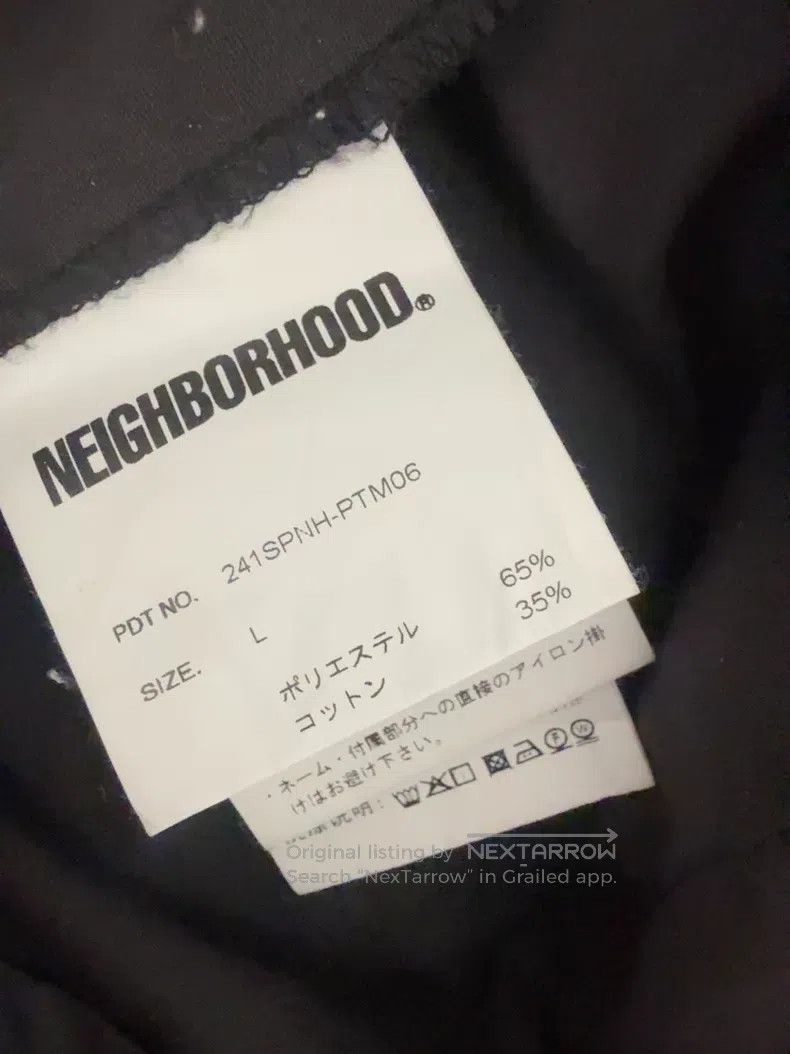 Neighborhood Neighborhood size L Pants Size US 26 / EU 42 - 5 Thumbnail