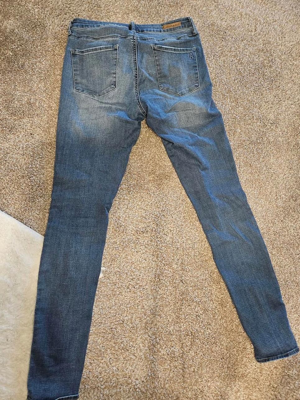 Designer Articles of Society Women's Skinny Jeans - Medium Wash Size 28" / US 6 / IT 42 - 2 Thumbnail