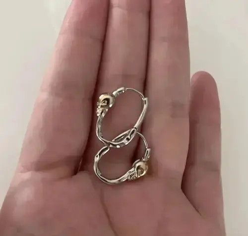 Japanese Brand Golden Skull Head Hoop Earring Size ONE SIZE - 3 Thumbnail