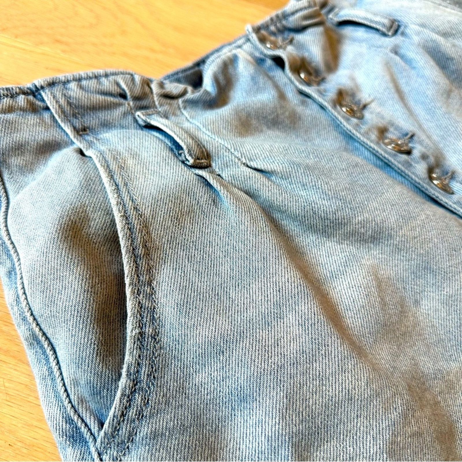 American Eagle Outfitters American Eagle Paper bag Mom Denim Shorts Size 12 Size 34" / US 12 / IT 48 - 3 Thumbnail