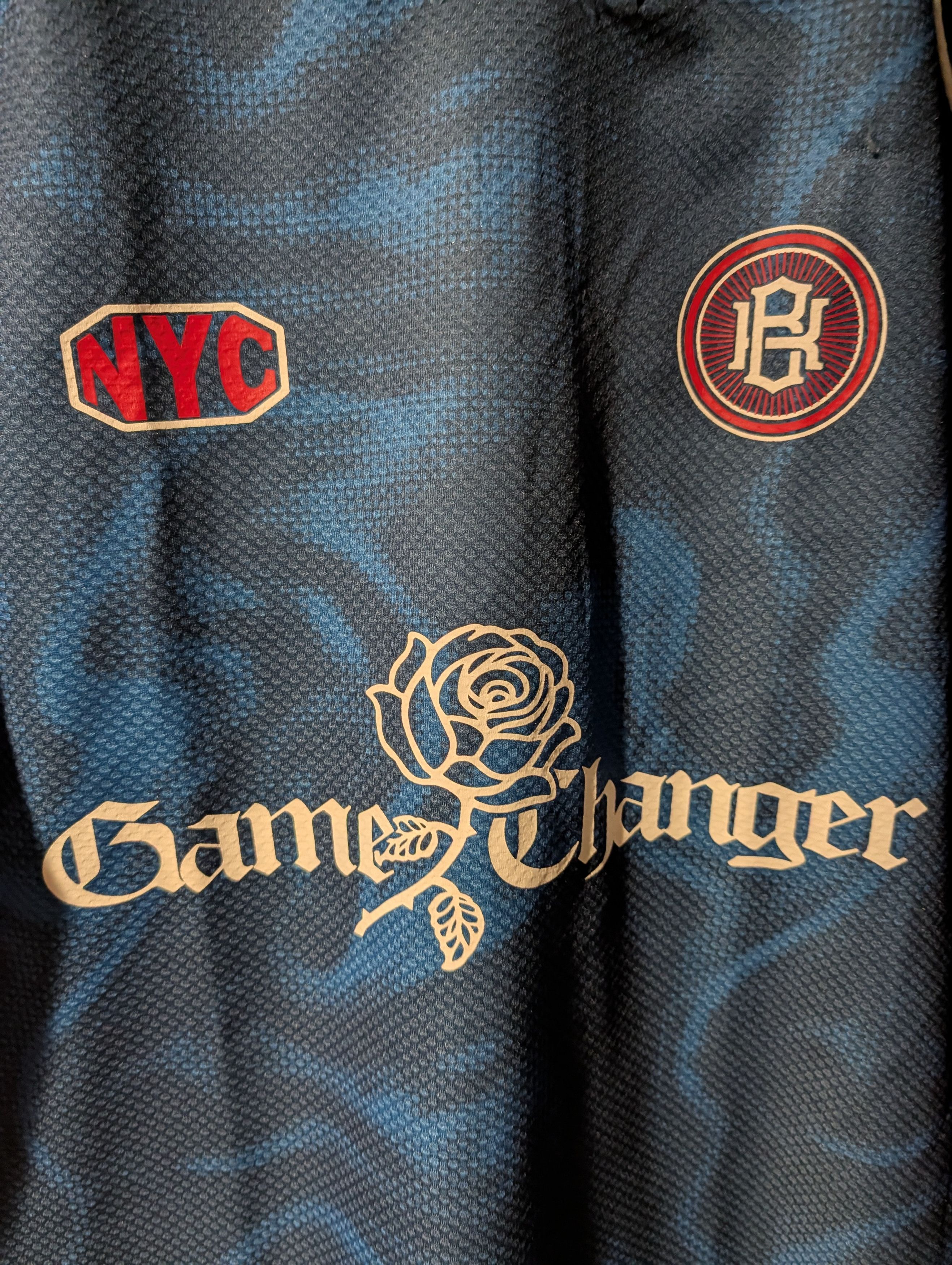 Gildan Saints Studio Game Changer Rose Flower Jersey Marble V-Neck Size US XXL / EU 58 / 5 - 2 Thumbnail