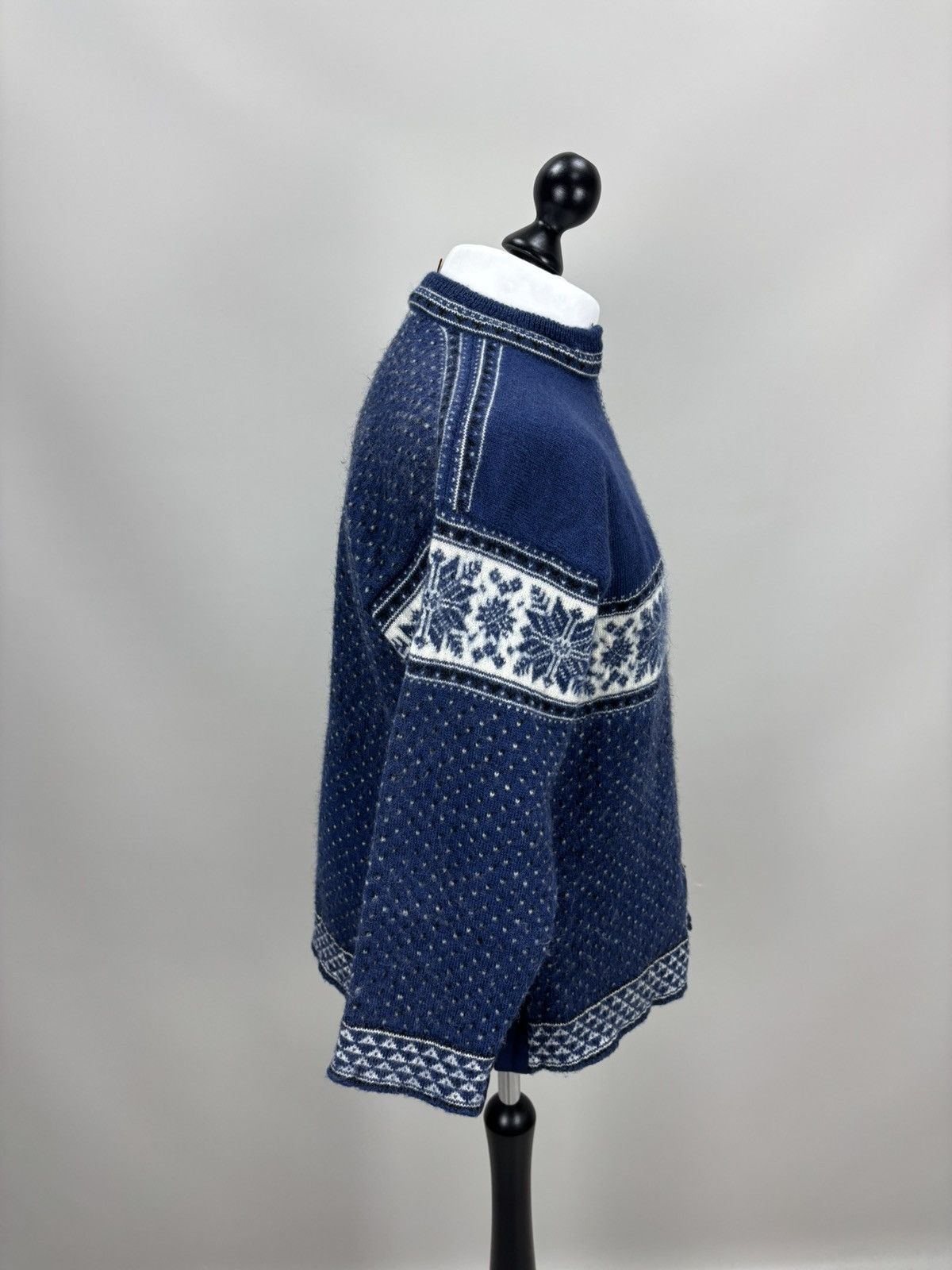 Dale Of Norway Mens sweater Dale of Norway Size M/L Color Blue Size US M / EU 48-50 / 2 - 6 Thumbnail