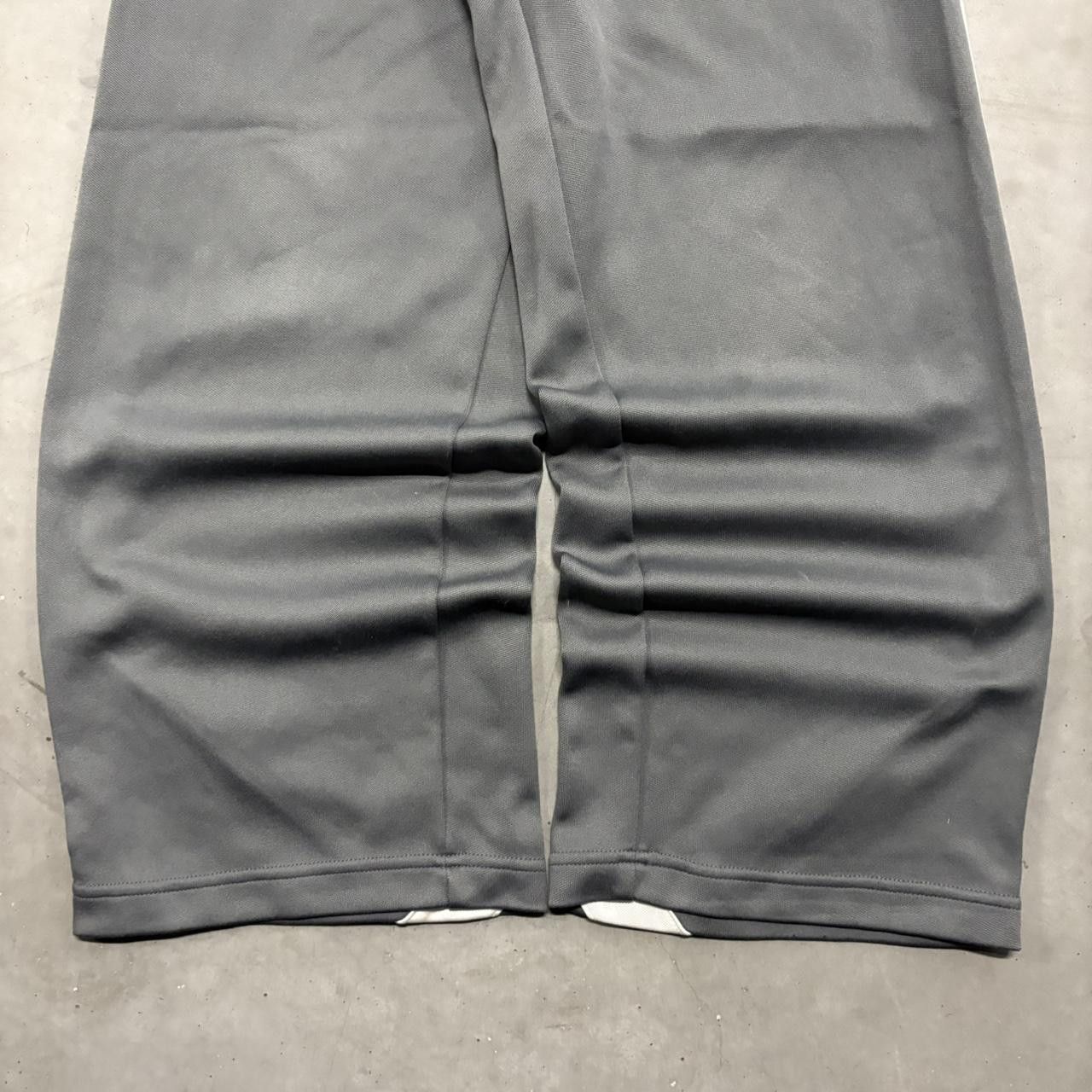Nike Crazy Vintage Y2K/2000s Baggy Grey Nike Striped Trackpants! Size US 28 / EU 44 - 3 Thumbnail