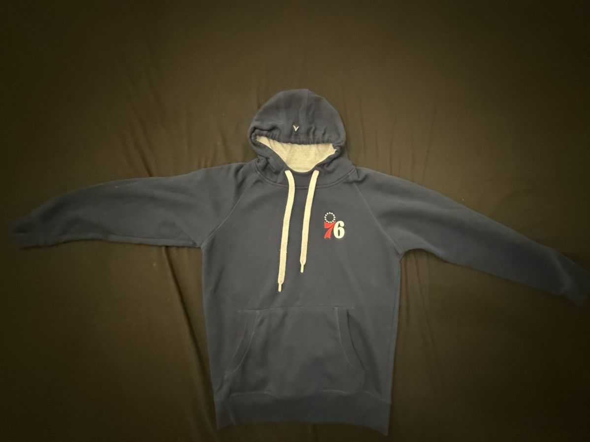 Antigua Antigua NBA Philadelphia 76s hoodie size medium Size US M / EU 48-50 / 2 - 1 Thumbnail