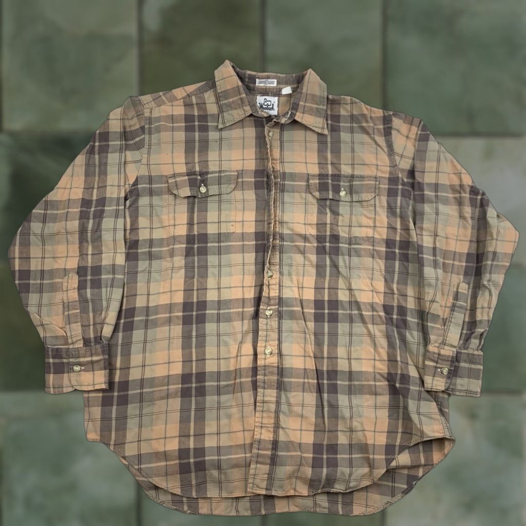 Vintage VINTAGE Woolrich Button-Up Shirt Adult XL Brown Plaid Light Weight 90s Outdoor Mens Woolrich Regular Long Sleeve Button-Up Size US XL / EU 56 / 4 - 1 Thumbnail