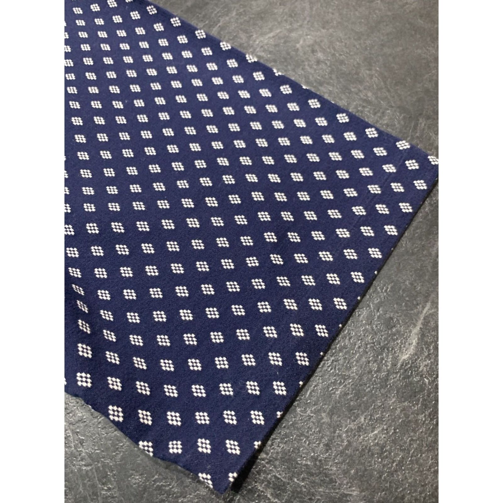 Polo Ralph Lauren VINTAGE Polo Golf Ralph Lauren XL Polo Shirt Blue White Geometric 90s Mens Size US XL / EU 56 / 4 - 3 Thumbnail