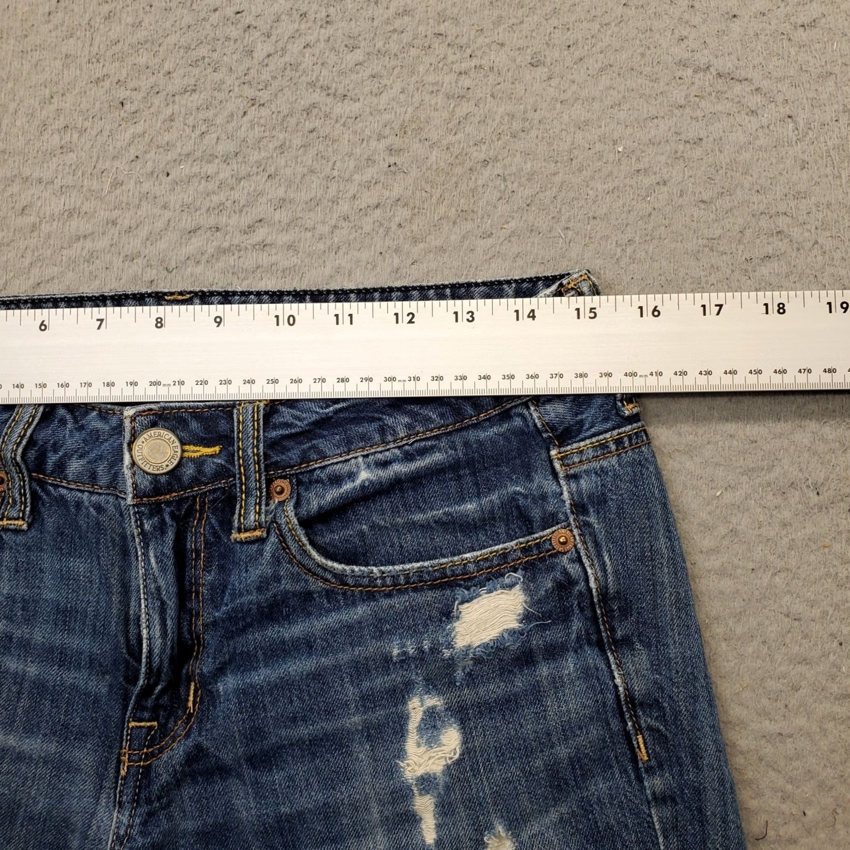 American Eagle Outfitters American Eagle Outfitters Live Your Life Jeans Shorts Womens Size 2 Blue Denim Bermuda Casual 5-Pocket Distressed Denim Size 26" / US 2 / IT 38 - 6 Thumbnail
