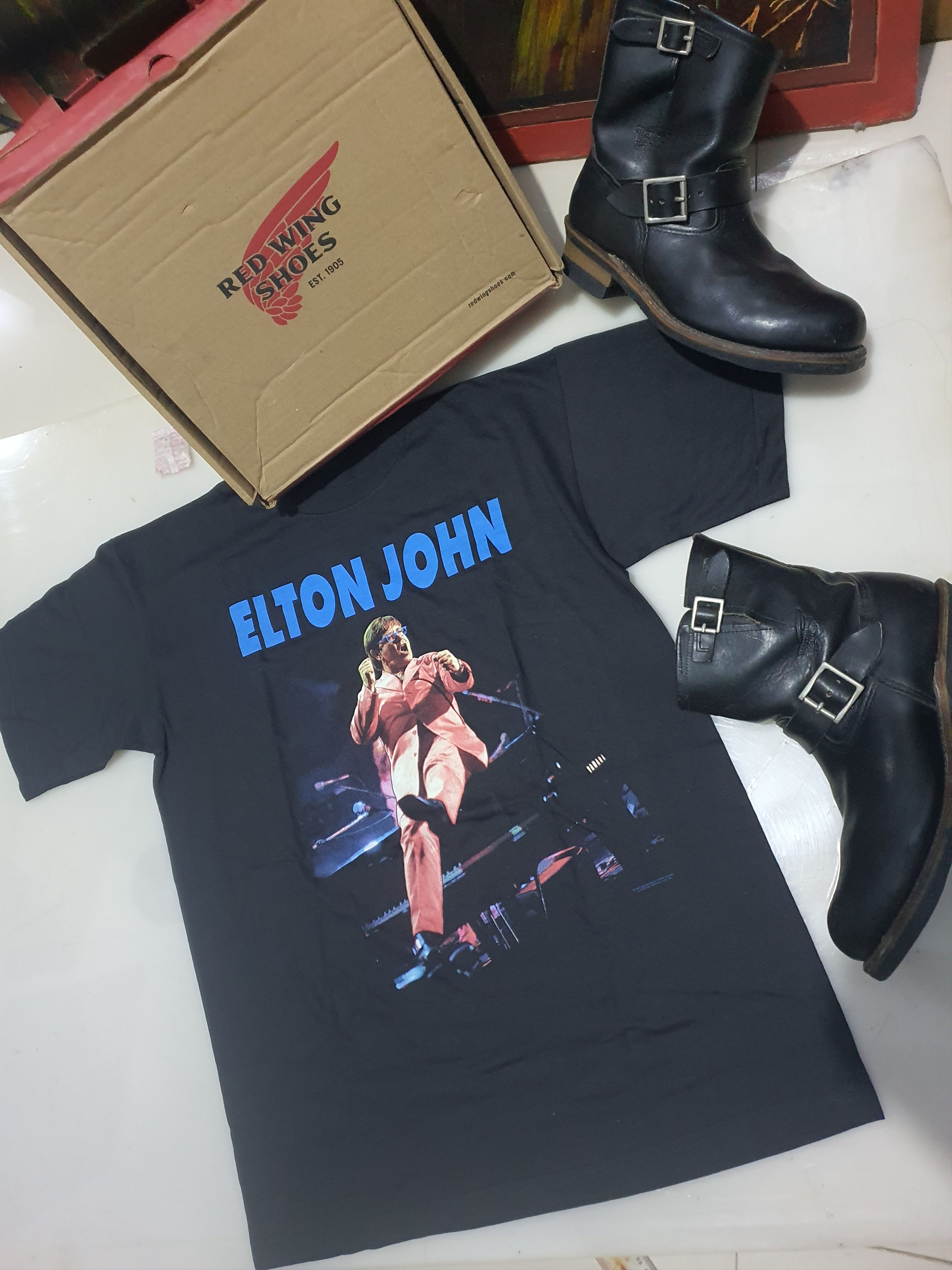Band Tees 🌹ELTON JOHN, Michael Jackson Madonna Rod Stewart Beatles Size US L / EU 52-54 / 3 - 1 Thumbnail