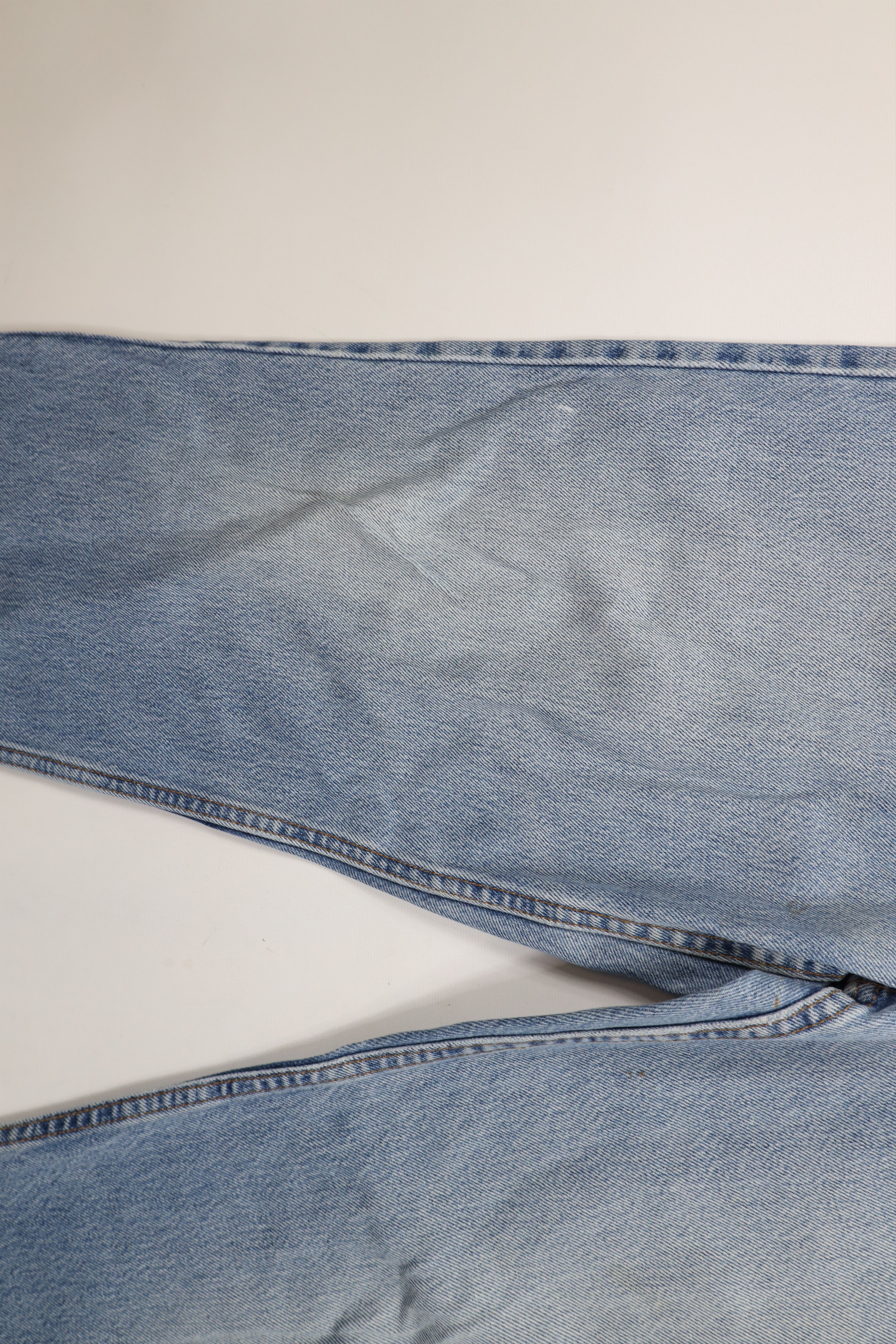 Levi's × Vintage Vintage Y2K 2001 Levis 550 Relaxed Fit Denim Jeans USA Size US 36 / EU 52 - 7 Thumbnail