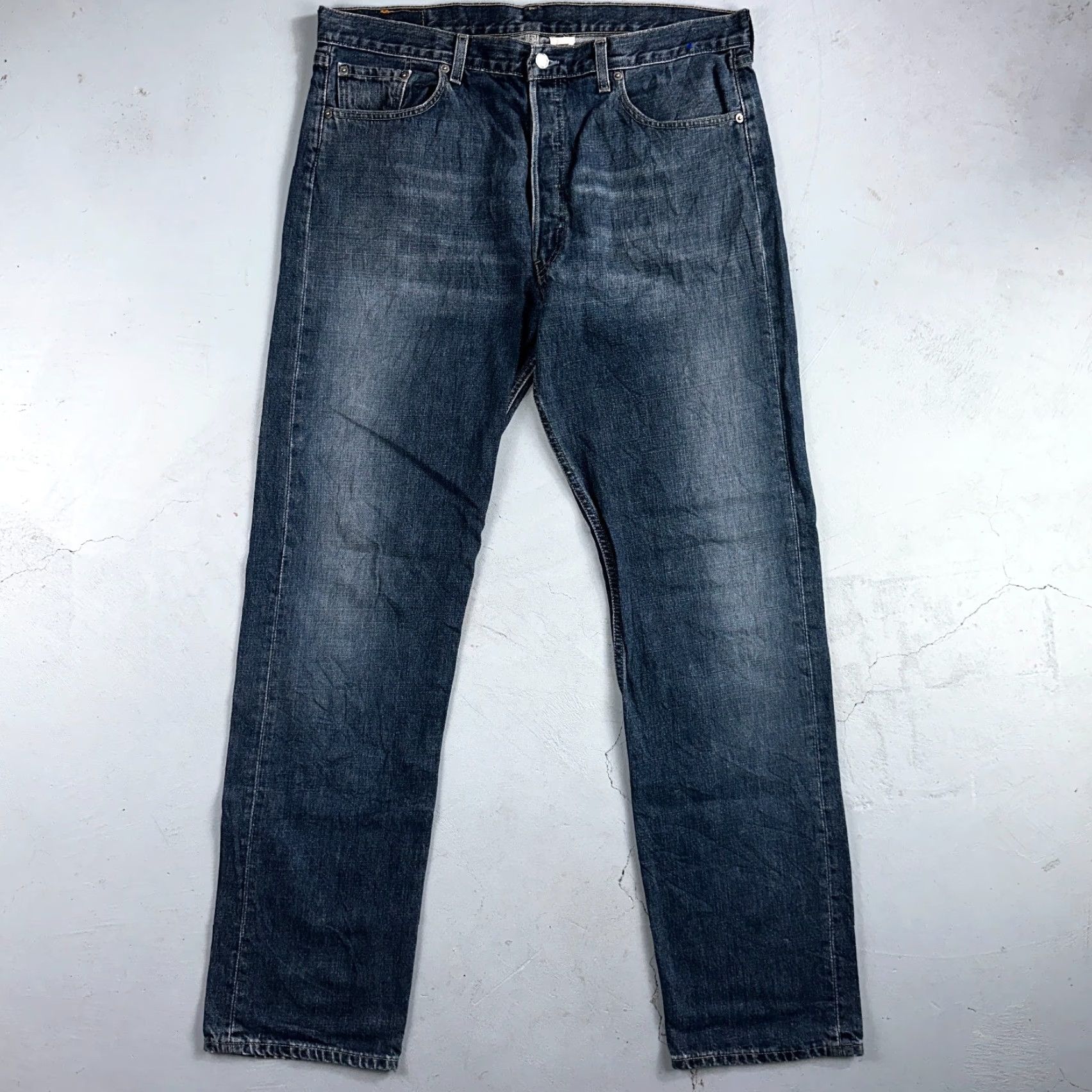 Levi's VINTAGE Levi's 501 Jeans Straight Men 38 Regular Blue 34x34 90s 90s Theme Classic Denim Button 5-Pocket Size US 38 / EU 54 - 2 Thumbnail
