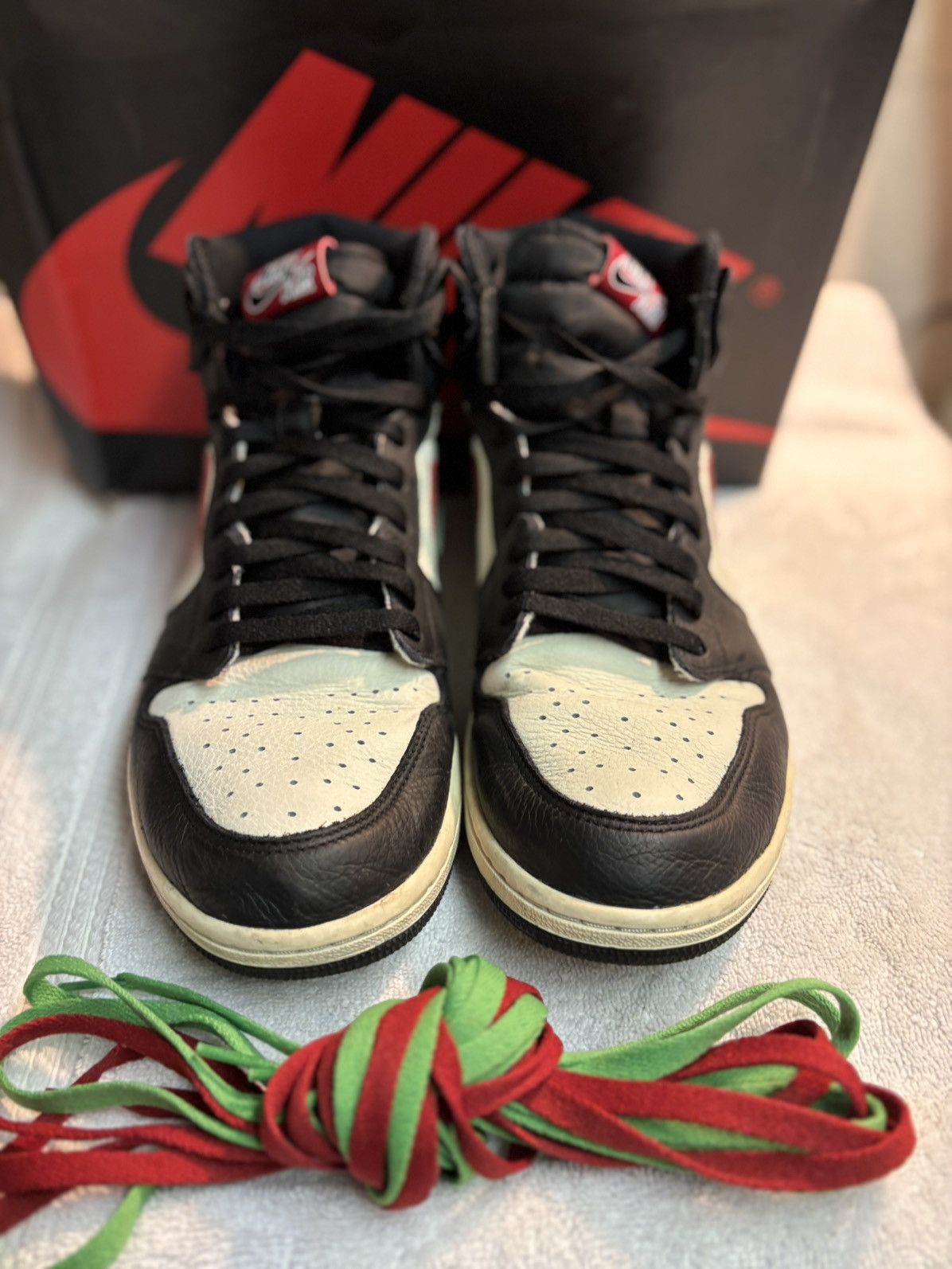 Jordan Brand × Nike Jordan 1 Retro High Sports Illustrated (A Star Is Born) Size US 13 / EU 46 - 3 Thumbnail
