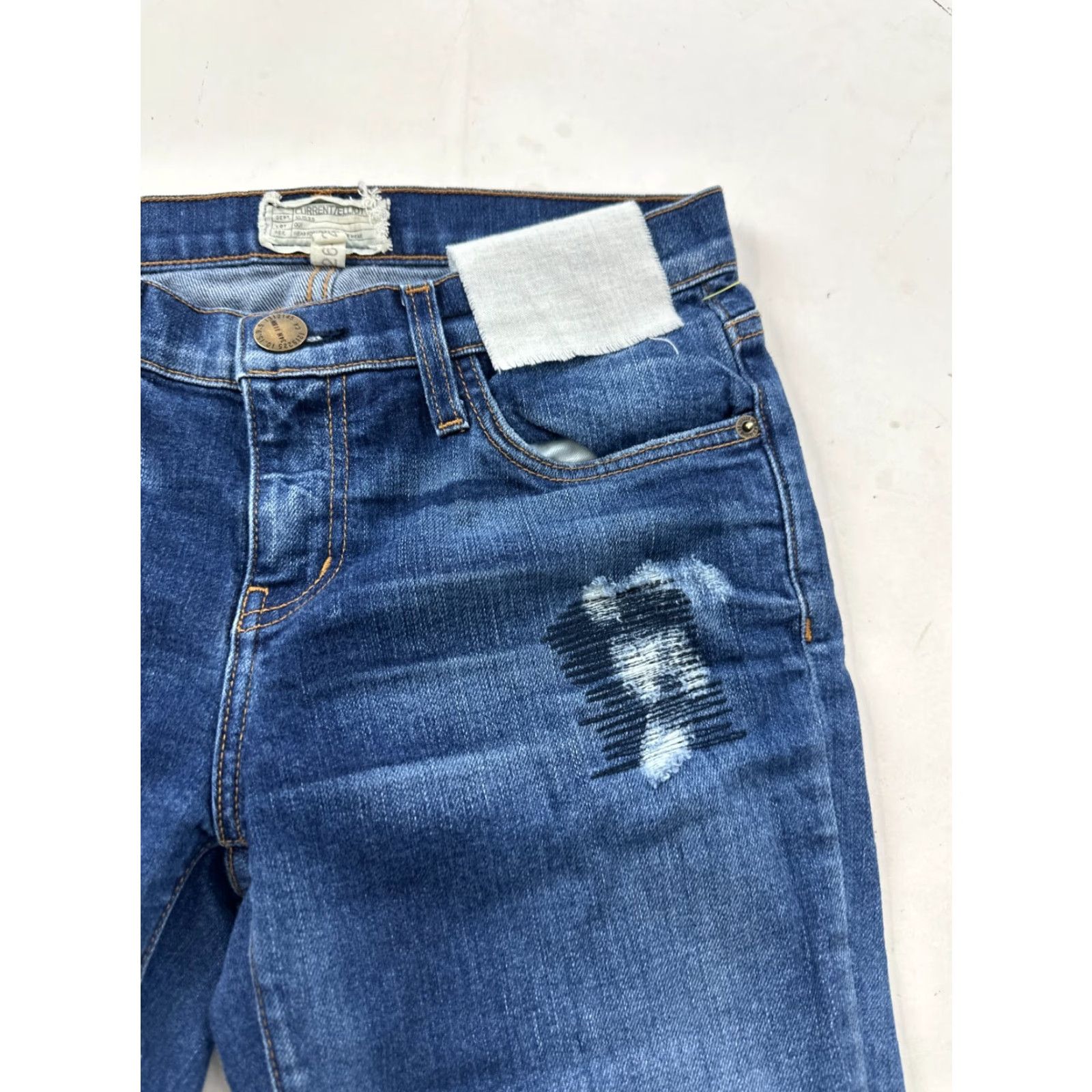 Vintage Current/Elliott Jeans Womens 26-0 Blue Denim Distressed Skinny Leg 5-Pocket Button Closure Medium Wash Size 26" / US 2 / IT 38 - 5 Thumbnail