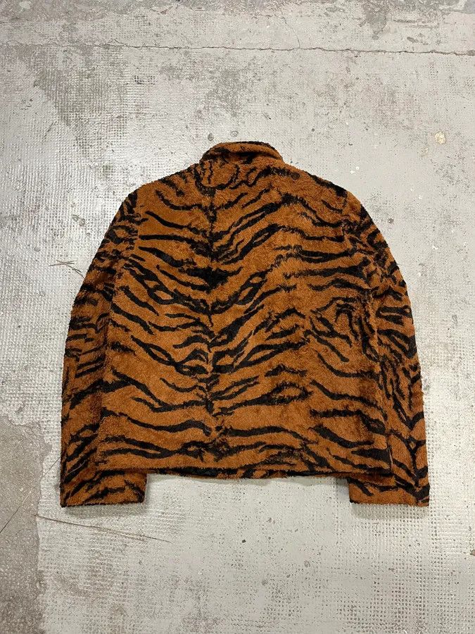 Versace 1990s Versace Brown Tiger Stripe Fuzzy Jacket Size M / US 6-8 / IT 42-44 - 7 Thumbnail