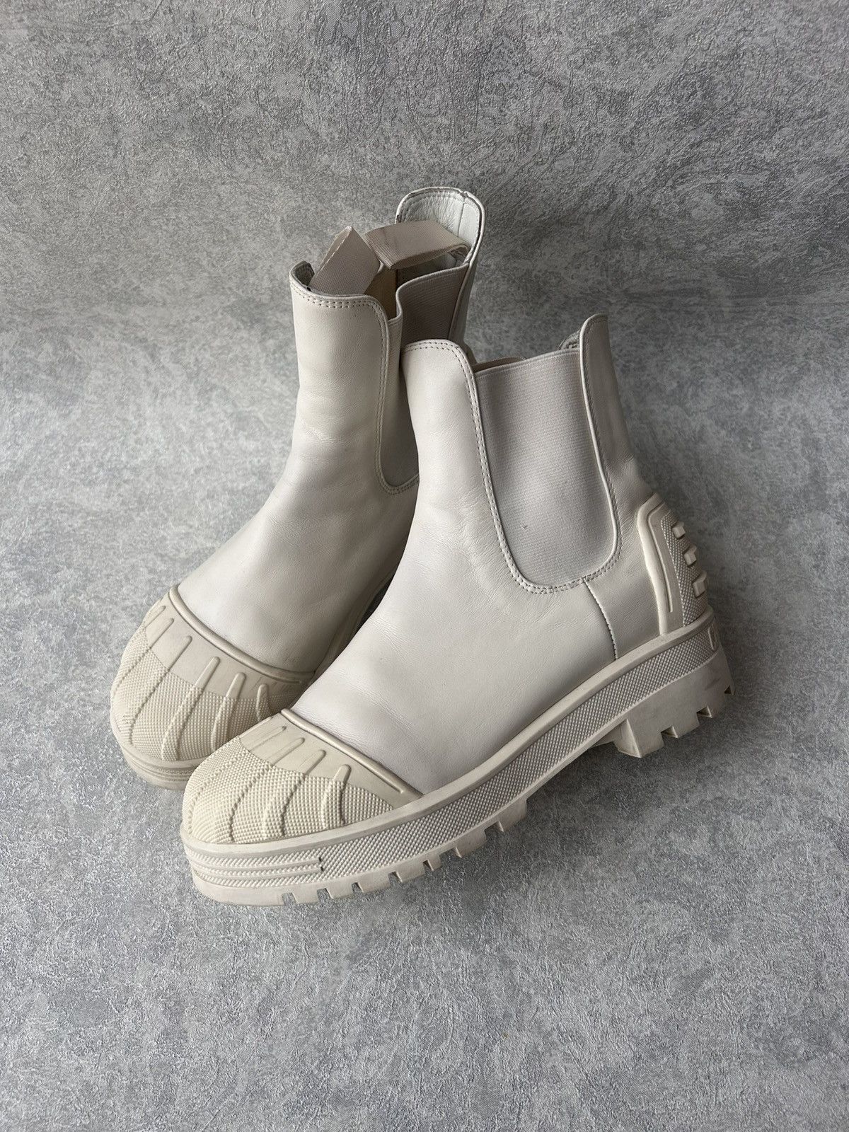 Dior Christian Dior Leather Chelsea Ankle Boots Size US 7 / IT 37 - 3 Thumbnail