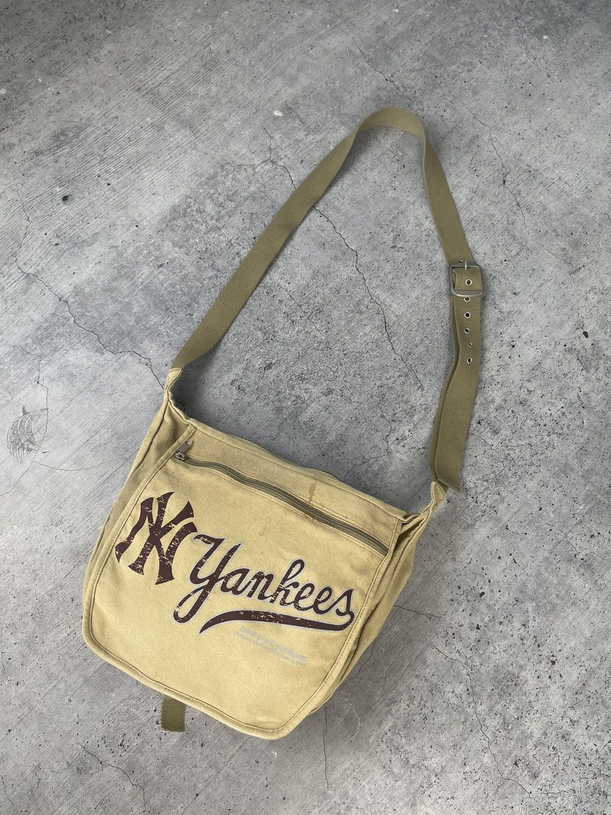 Rare Japanese Bag Yankees Messenger Y2k Backpacks