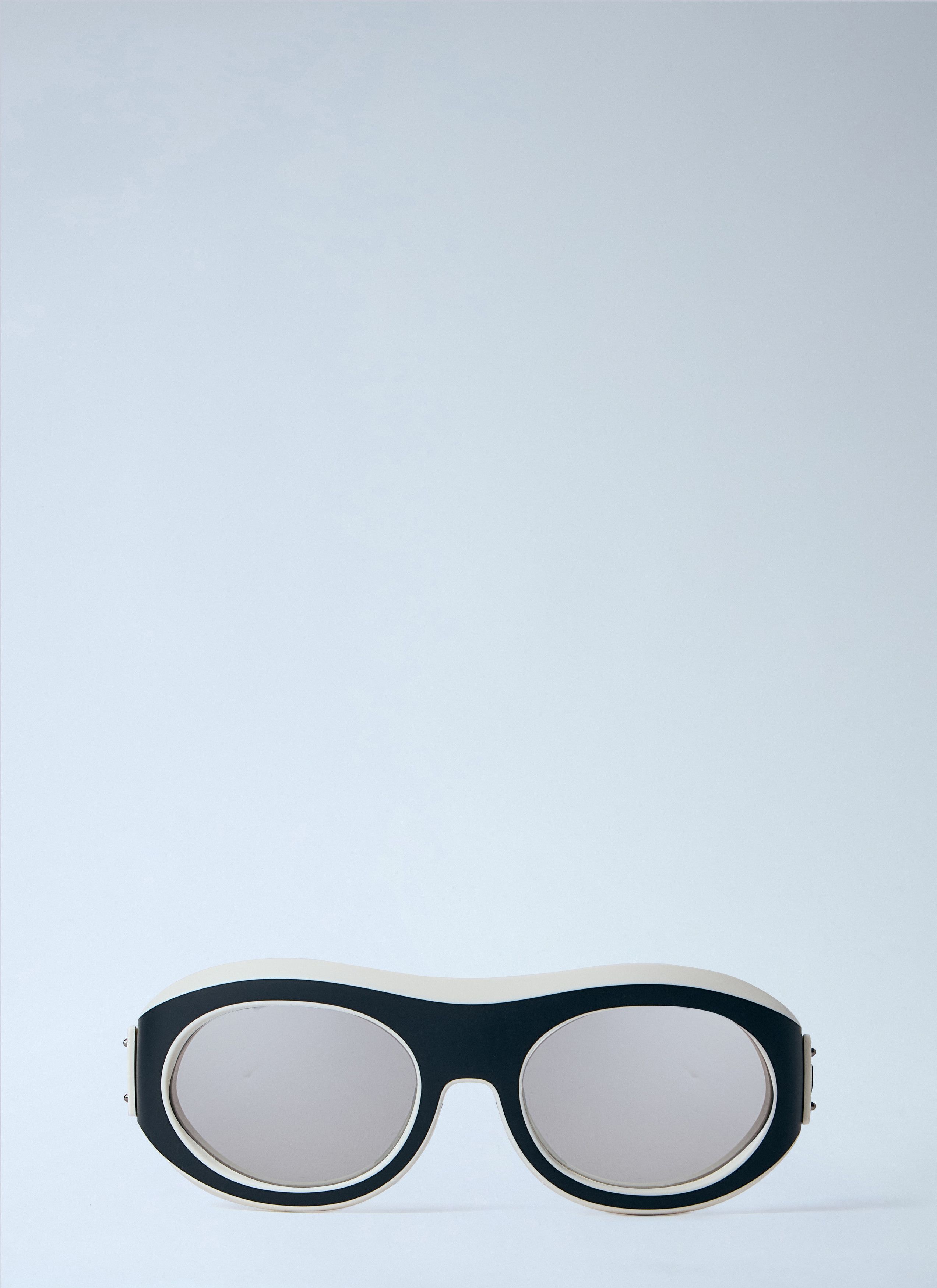 Moncler Oval Frame Sunglasses Size ONE SIZE - 1 Thumbnail