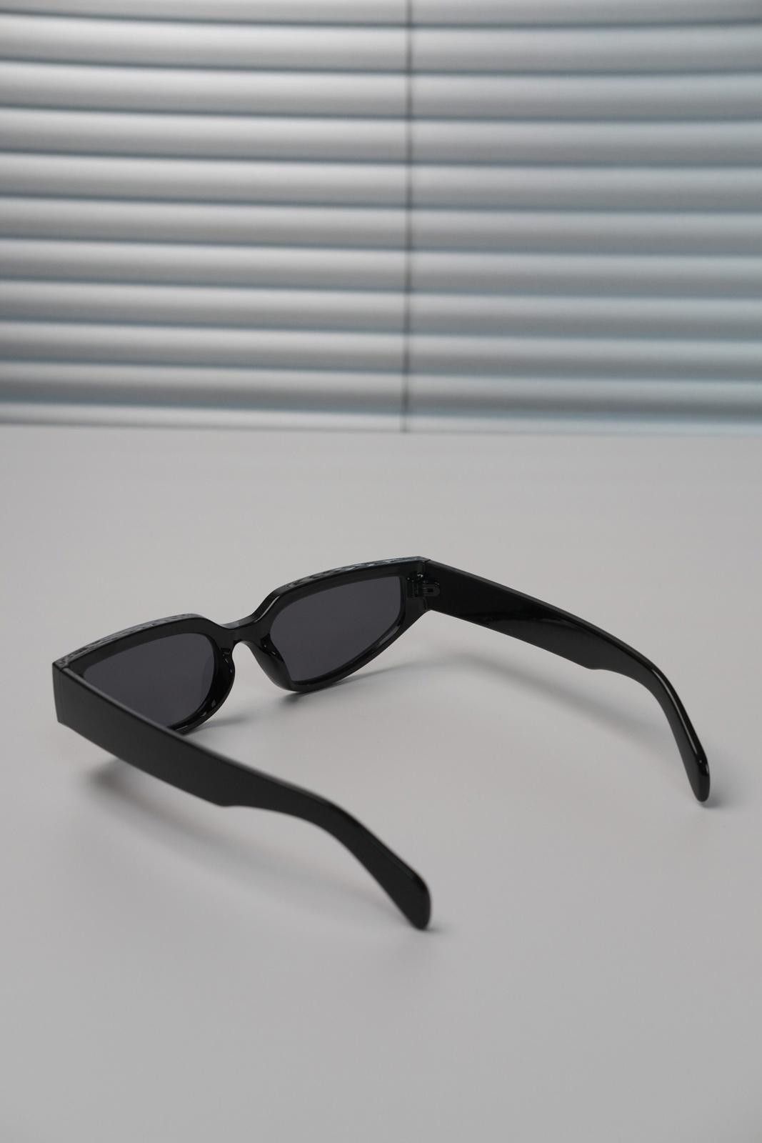 Japanese Brand Vtg Y2k Avant Garde Future Sunglasses Black Unisex One Size Size ONE SIZE - 6 Thumbnail