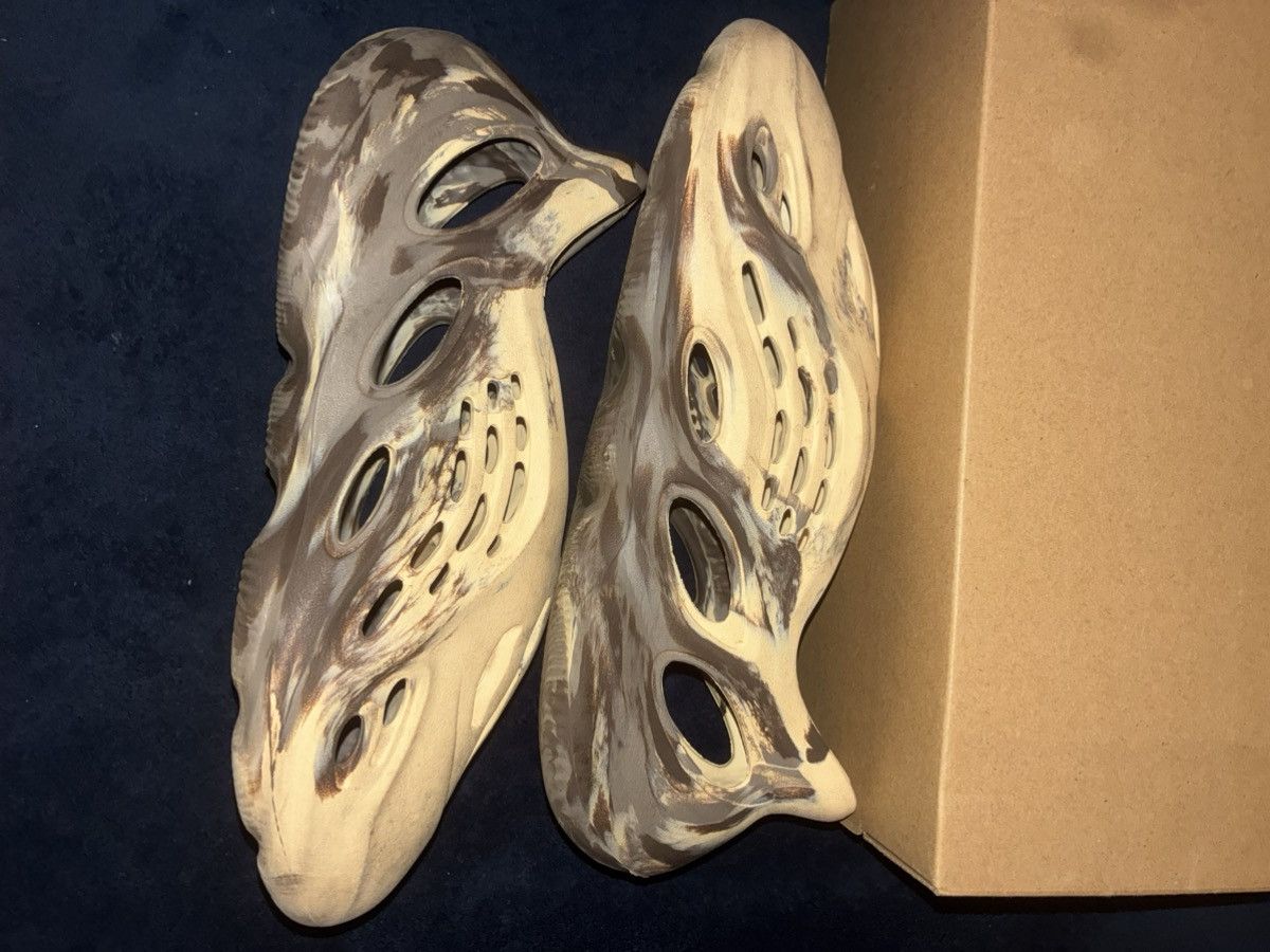 Yeezy Yeezy foams mc cream clay Size US 10 / EU 43 - 1 Thumbnail