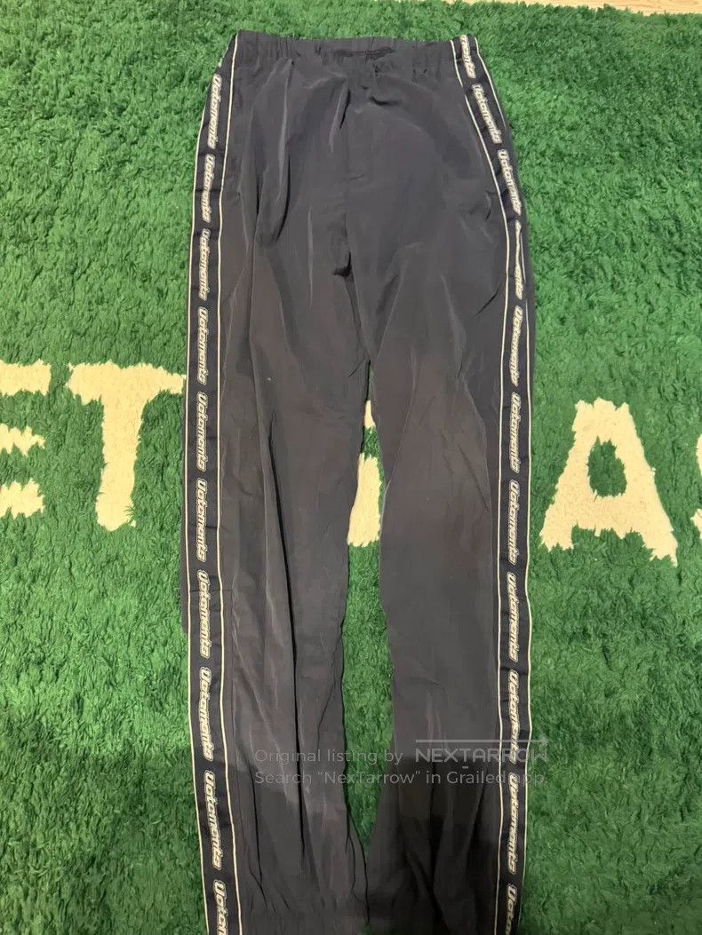 Other Vetements size M sport pants Size US 27 - 1 Thumbnail