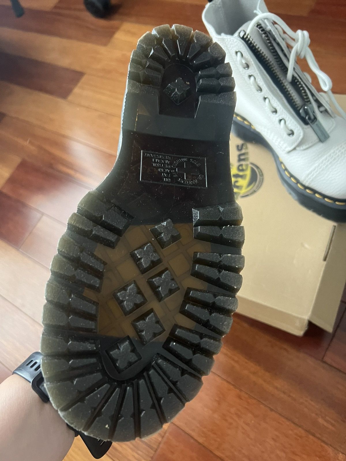 Dr. Martens Dr Martens Sinclair White Milled Nappa Size US 7.5 / IT 37.5 - 1 Thumbnail