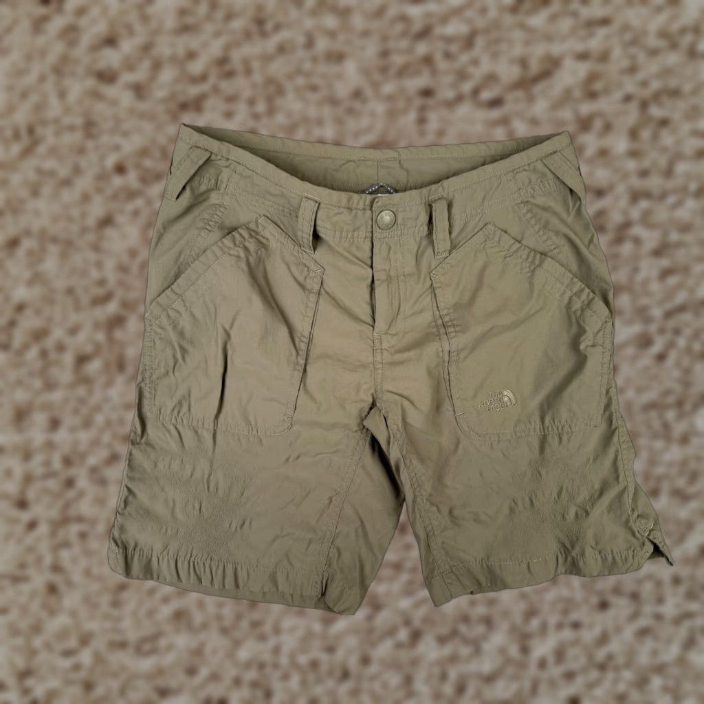The North Face The North Face Shorts Women 6 L Beige Chino 100% Nylon Hiking Camping 30x8 Size 28" / US 6 / IT 42 - 1 Thumbnail