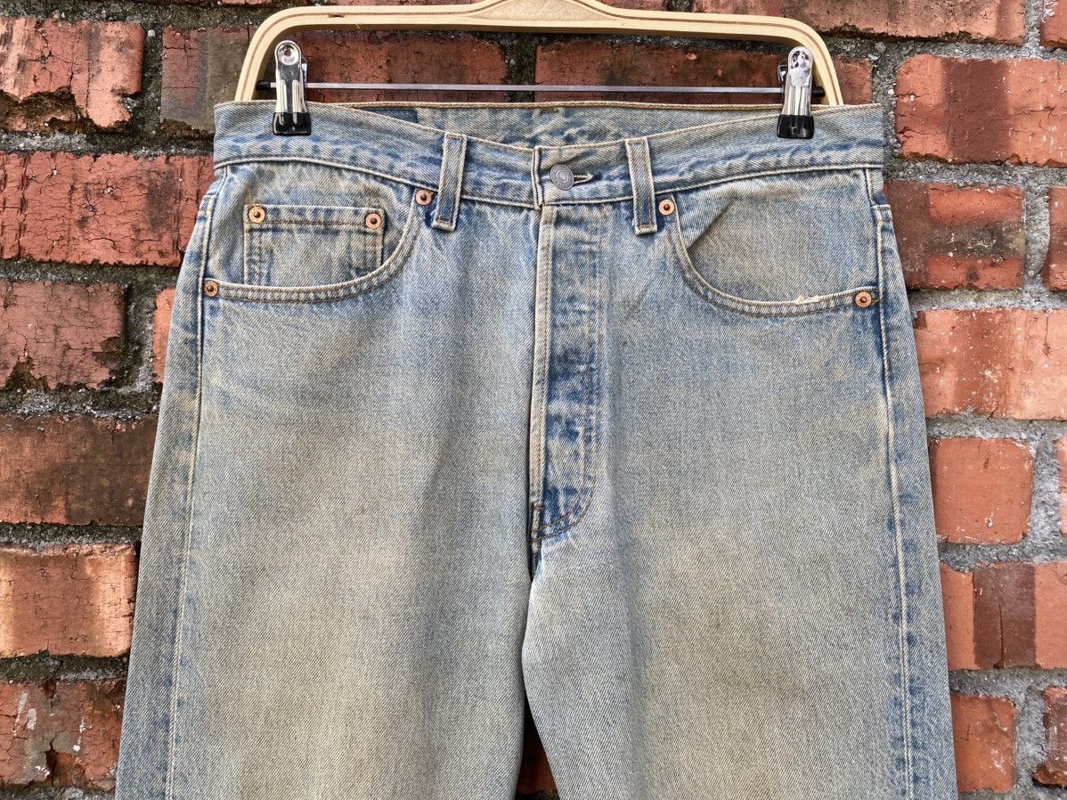Jean × Levi's × Vintage W32x30 Vintage levi's 501 90s faded made in USA Size US 32 / EU 48 - 4 Thumbnail