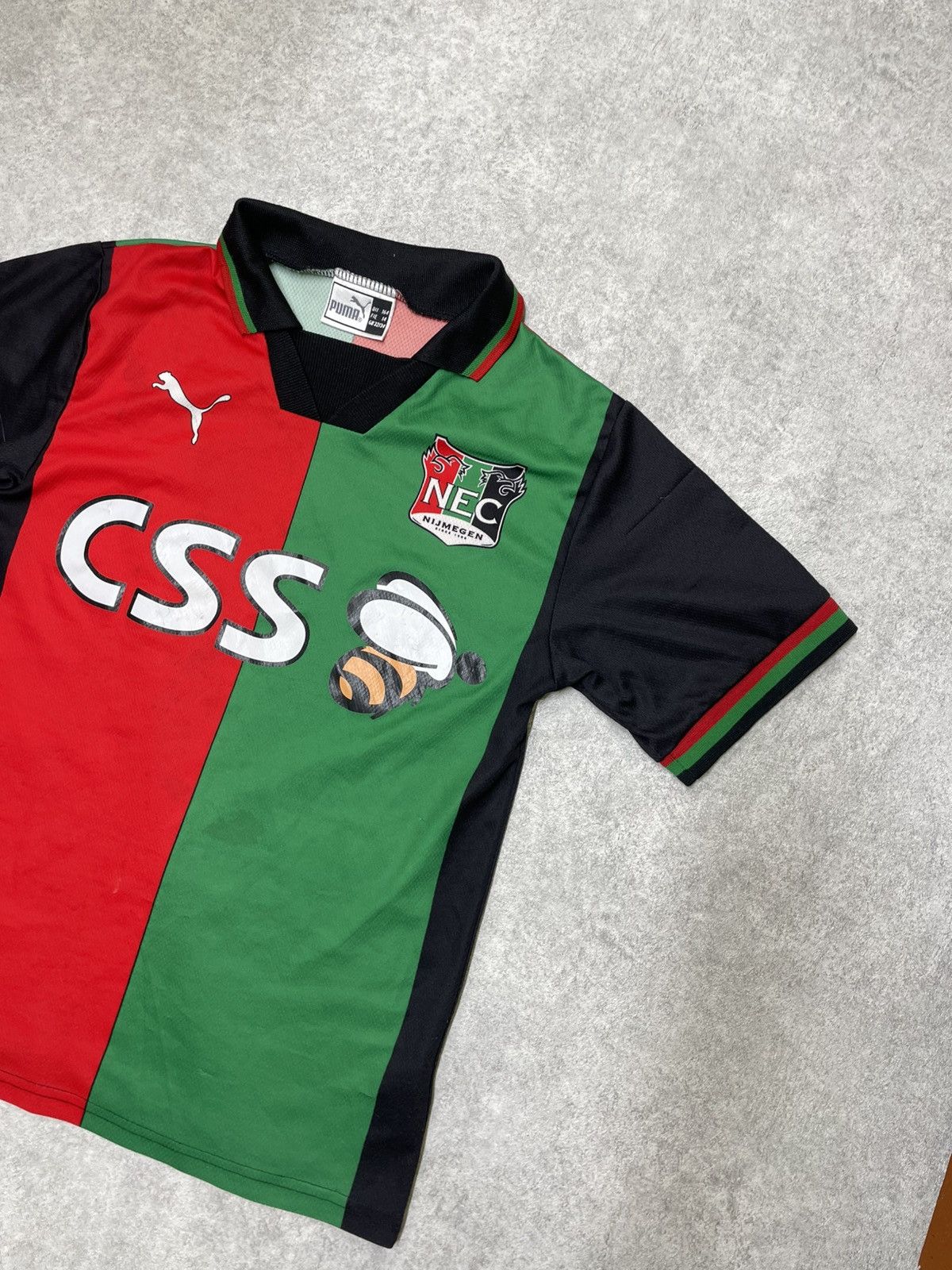 Nike × Puma Puma CSS NEC Nijmegen Home Shirt 2001-2002 Size US M / EU 48-50 / 2 - 6 Thumbnail