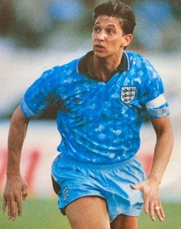 Vintage RARE ENGLAND RETRO SOCCER JERSEY Y2K 90s VINTAGE reissue Size US L / EU 52-54 / 3 - 1 Thumbnail