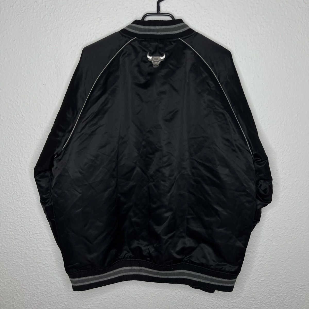 Champion × NBA × Vintage Champion Chicago Bulls Vintage Jacket Bomber Varsity Black Size US M / EU 48-50 / 2 - 7 Thumbnail