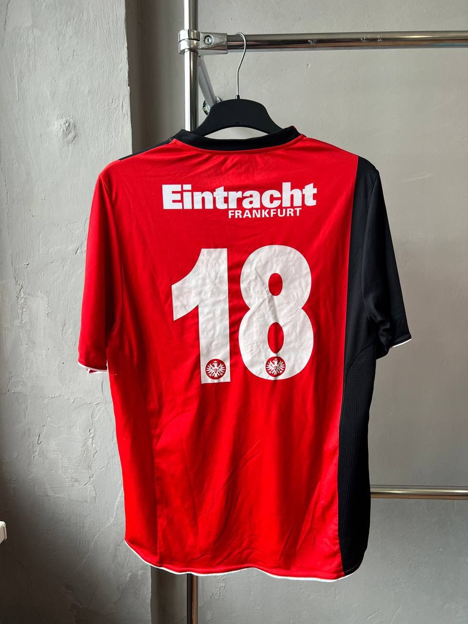 Vintage 2007/08 EINTRACHT FRANKFURT #18 HOME SOCCER JERSEY JAKO RARE Size US XL / EU 56 / 4 - 3 Thumbnail